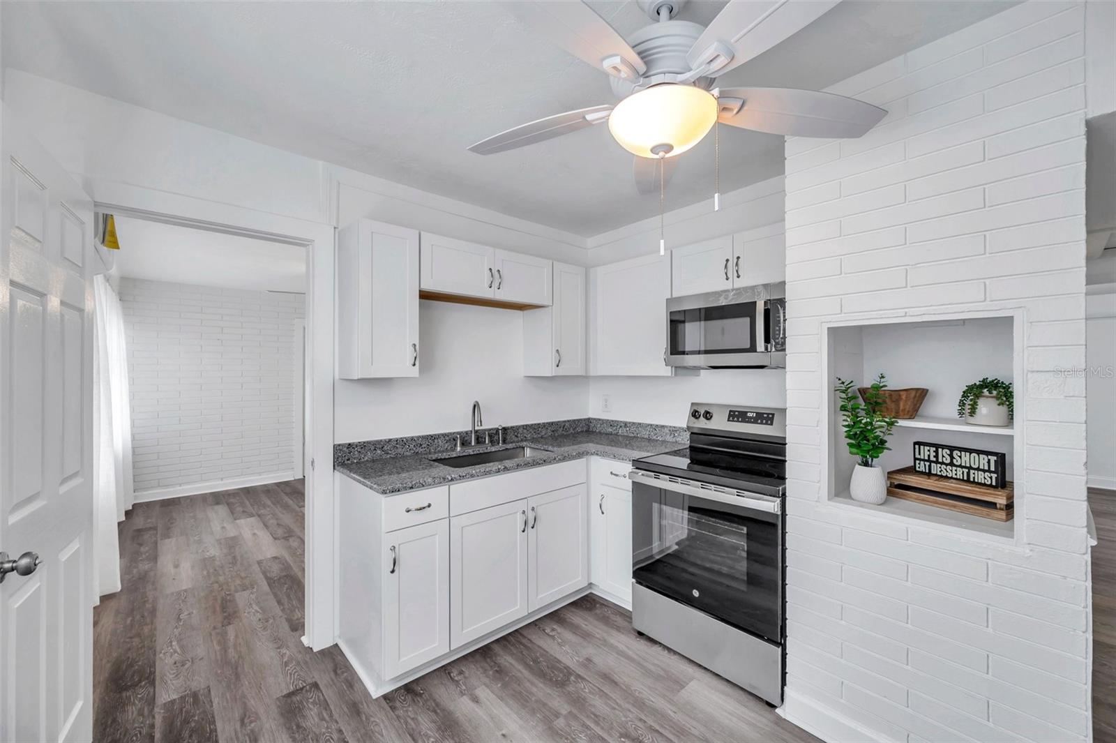 Image 4 of 15 For 5214 11th Avenue S