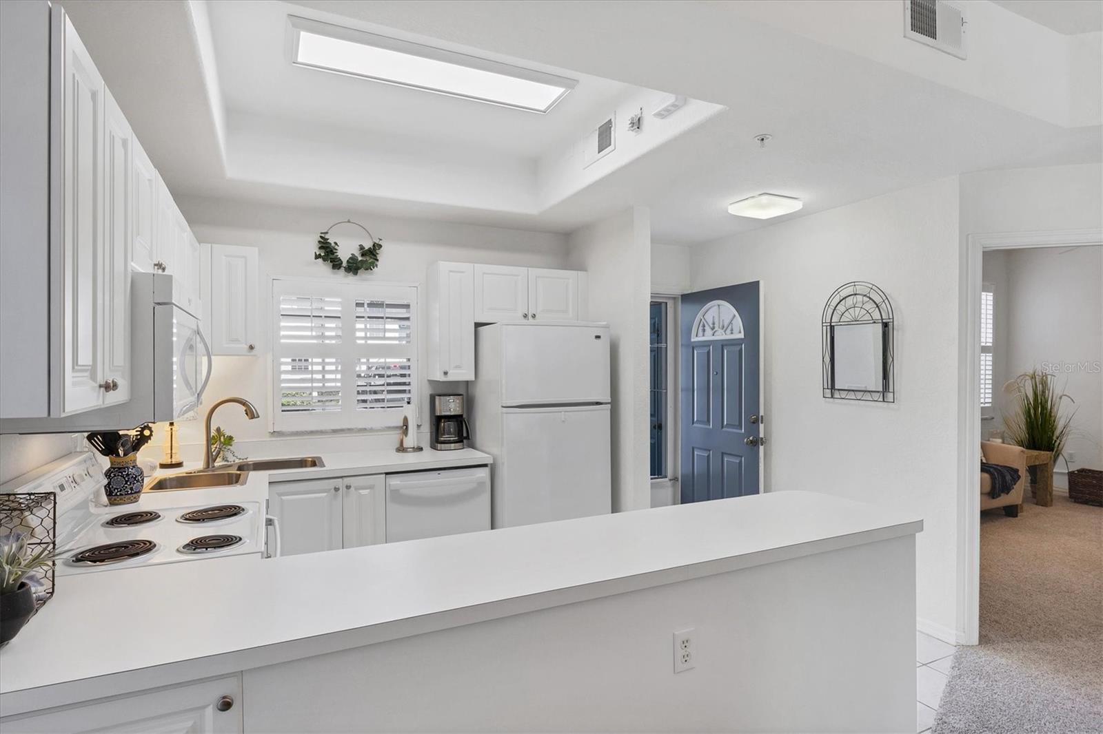 Image 11 of 44 For 8335 Glenrose Way 1513