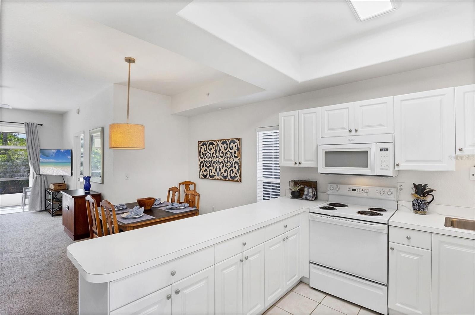 Image 13 of 44 For 8335 Glenrose Way 1513