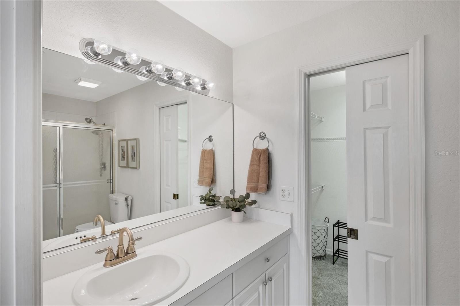 Image 20 of 44 For 8335 Glenrose Way 1513