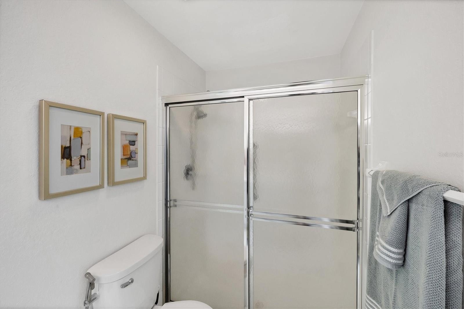 Image 21 of 44 For 8335 Glenrose Way 1513