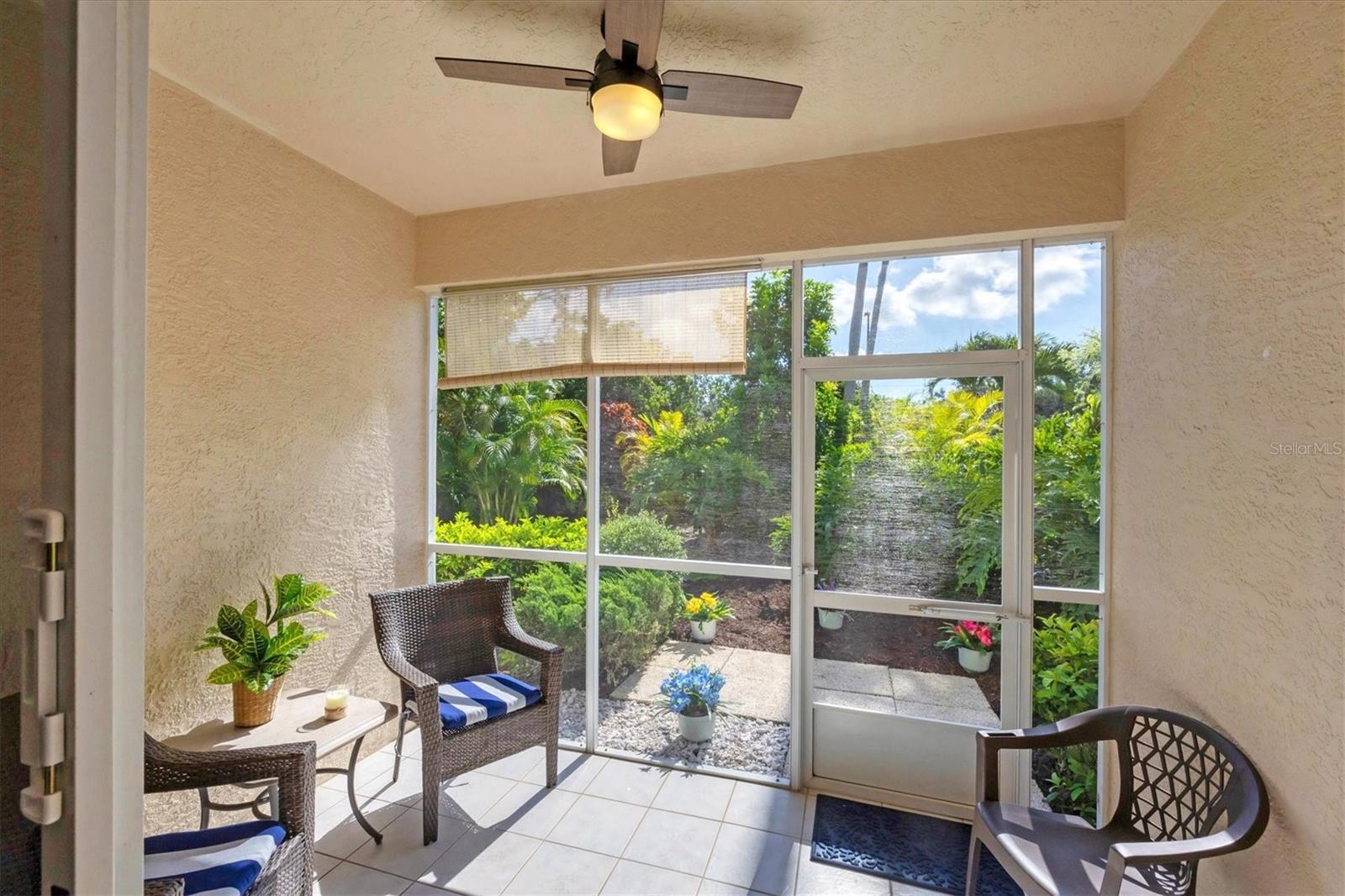Image 27 of 44 For 8335 Glenrose Way 1513