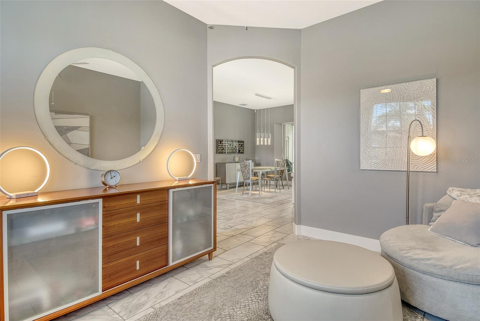 Image 14 of 30 For 5162 Highbury Circle