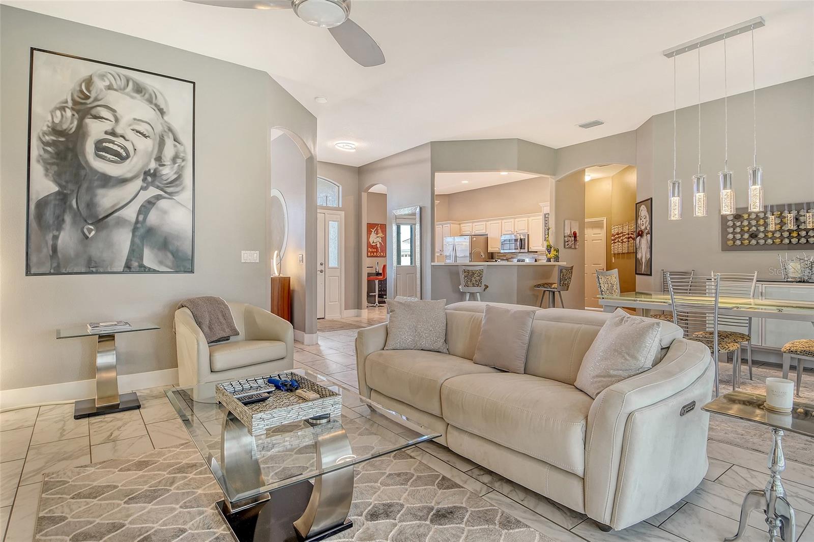 Image 4 of 30 For 5162 Highbury Circle