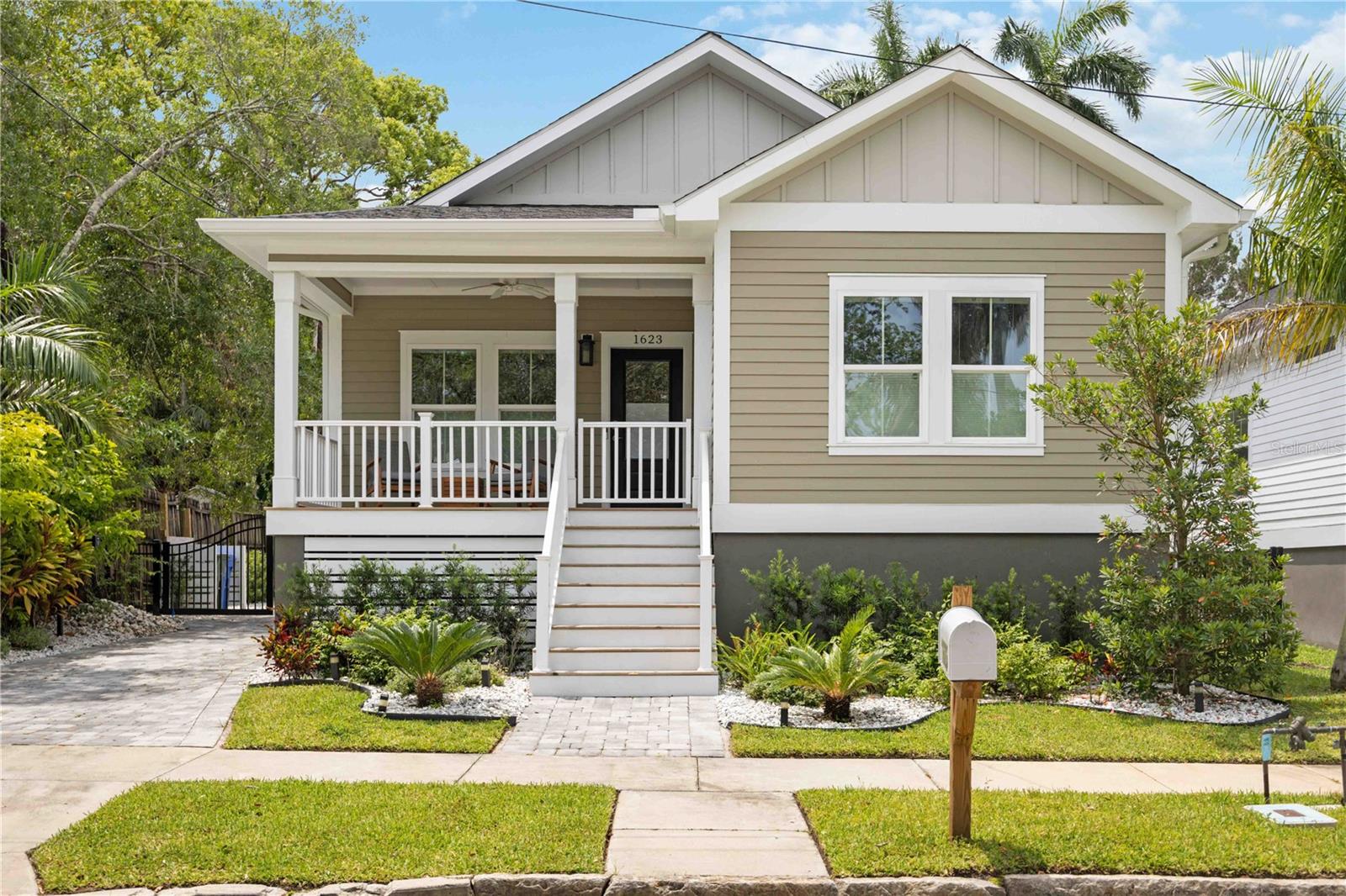 Image 2 of 46 For 1623 8th Avenue W