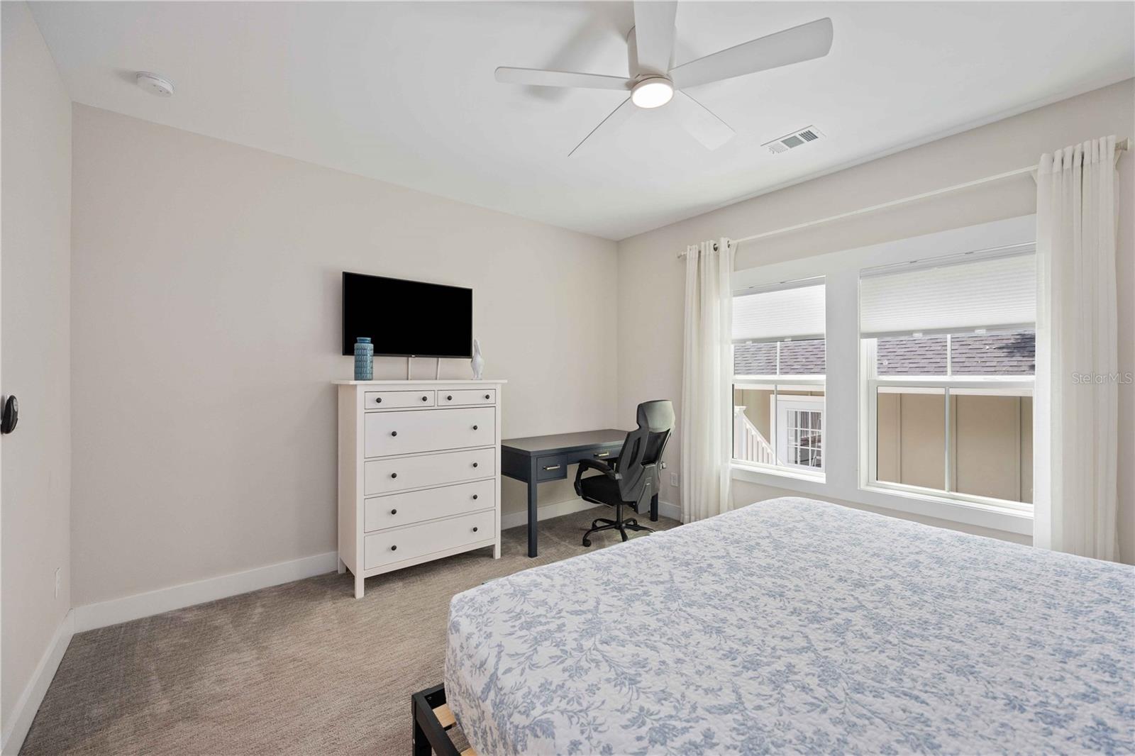 Image 21 of 46 For 1623 8th Avenue W