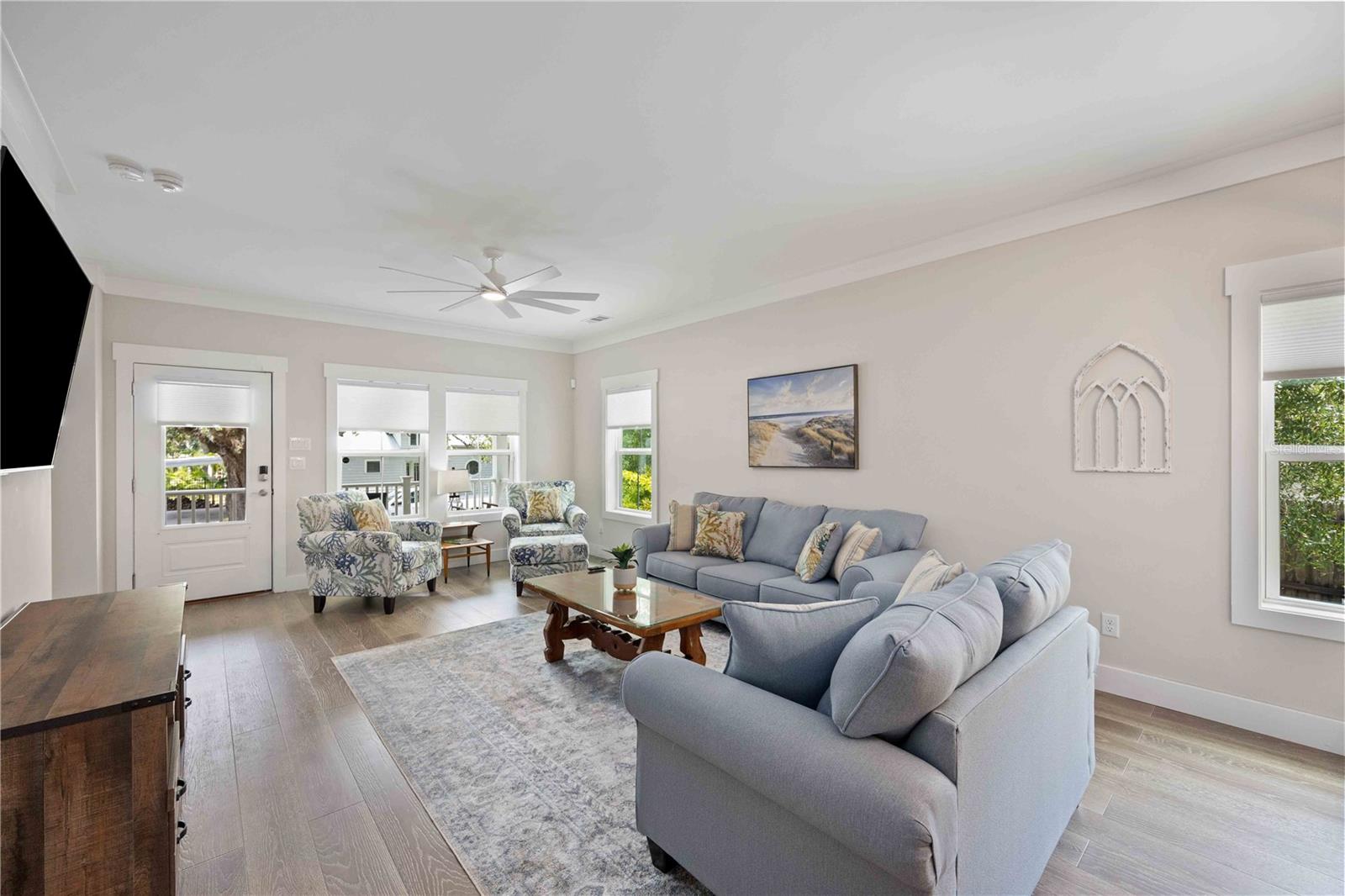 Image 35 of 46 For 1623 8th Avenue W
