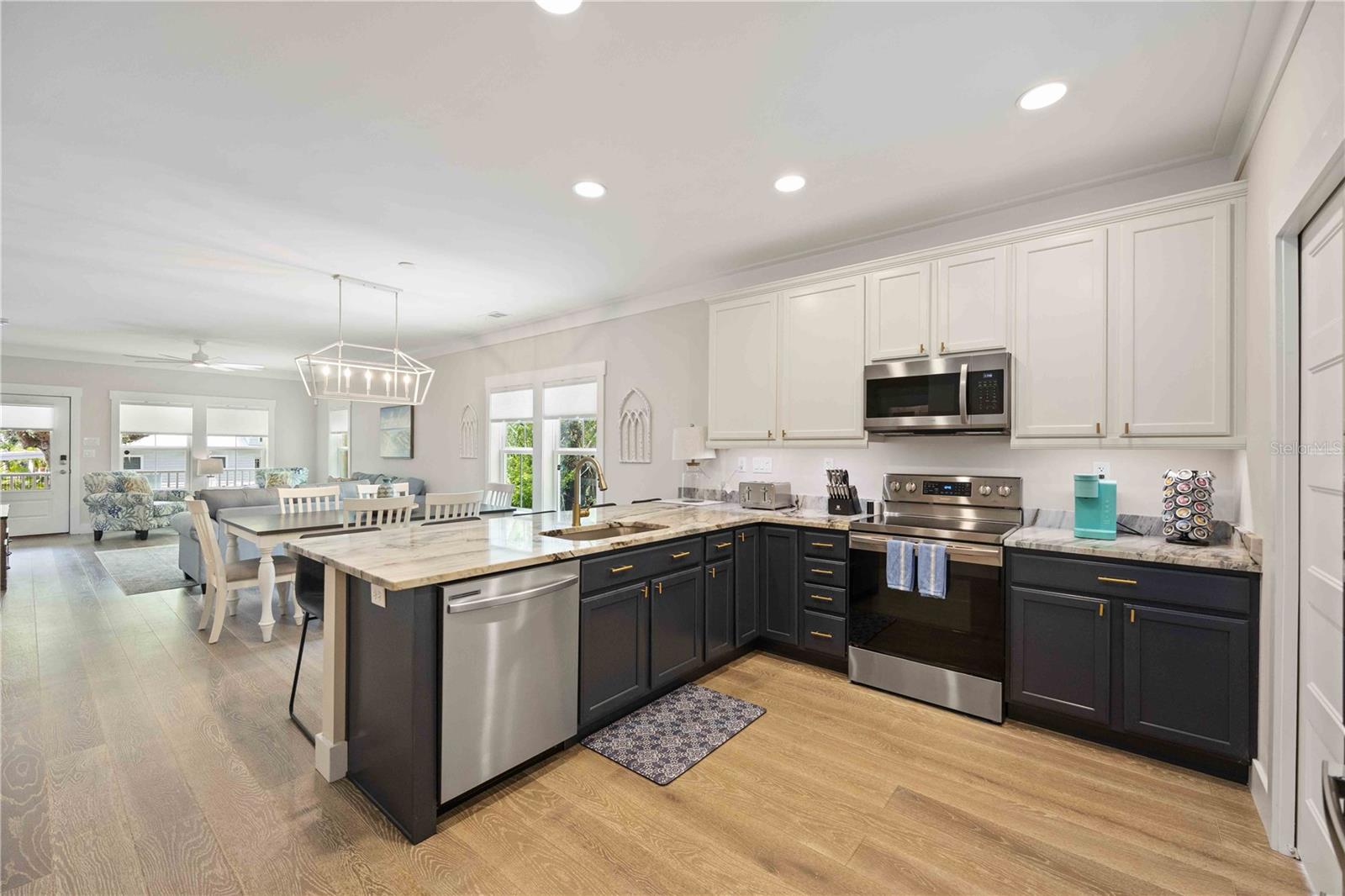 Image 42 of 46 For 1623 8th Avenue W