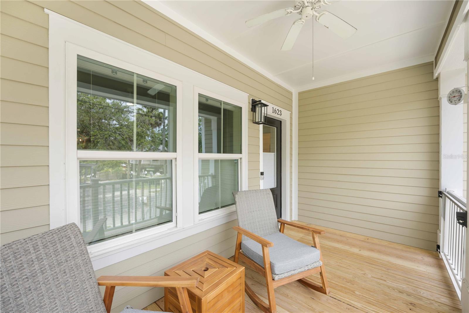 Image 5 of 46 For 1623 8th Avenue W