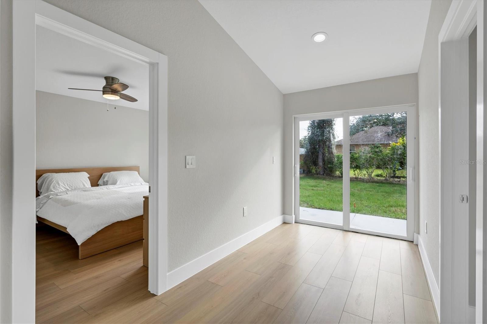 Image 15 of 24 For 2703 Carmelia Street