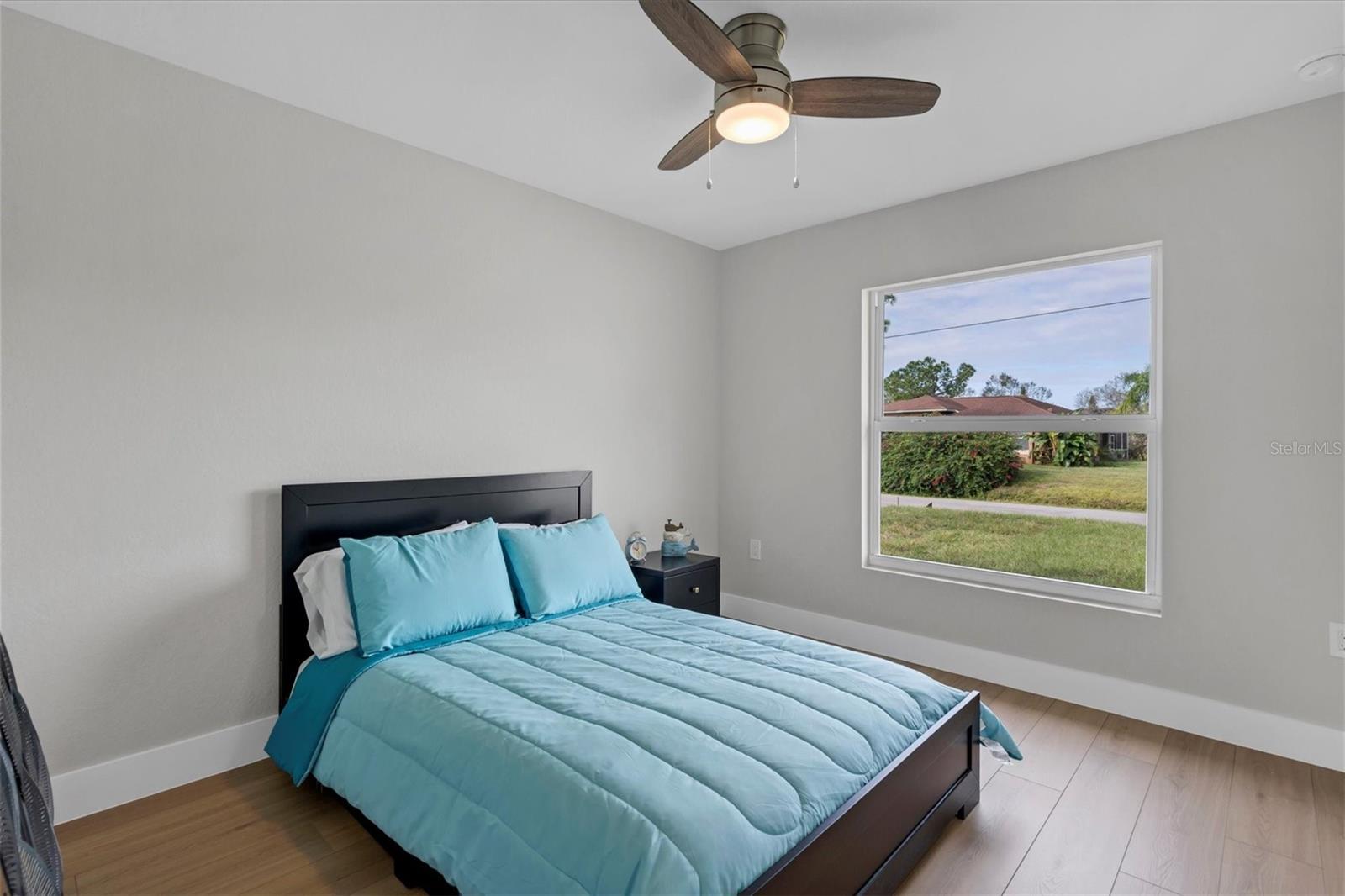Image 16 of 24 For 2703 Carmelia Street