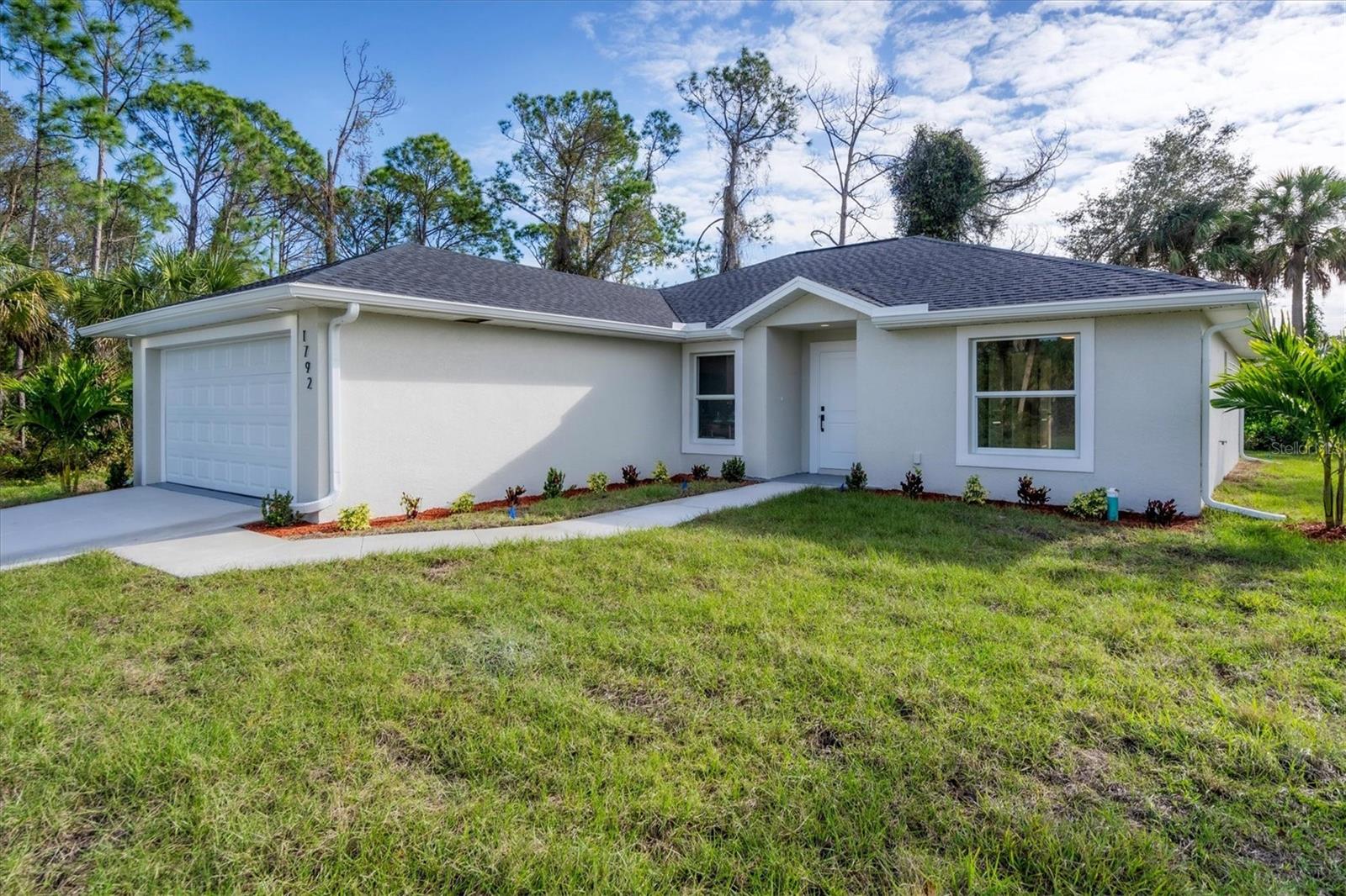 Image 3 of 24 For 2703 Carmelia Street