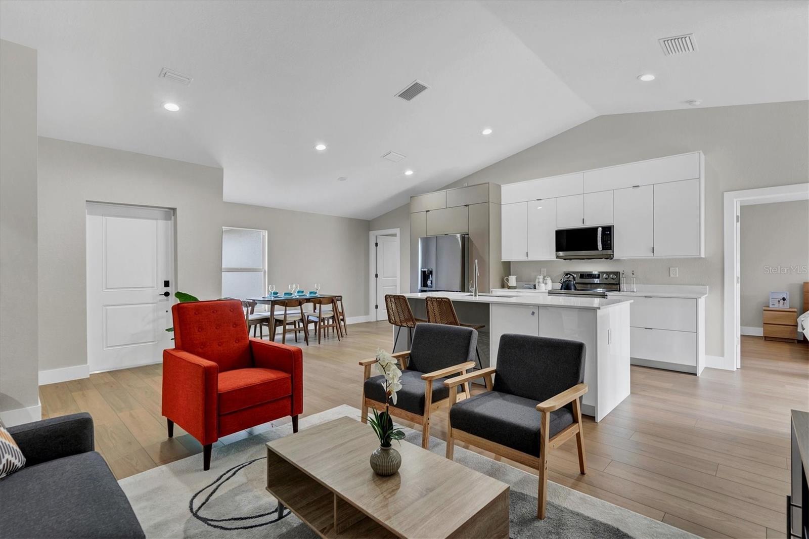 Image 4 of 24 For 2703 Carmelia Street