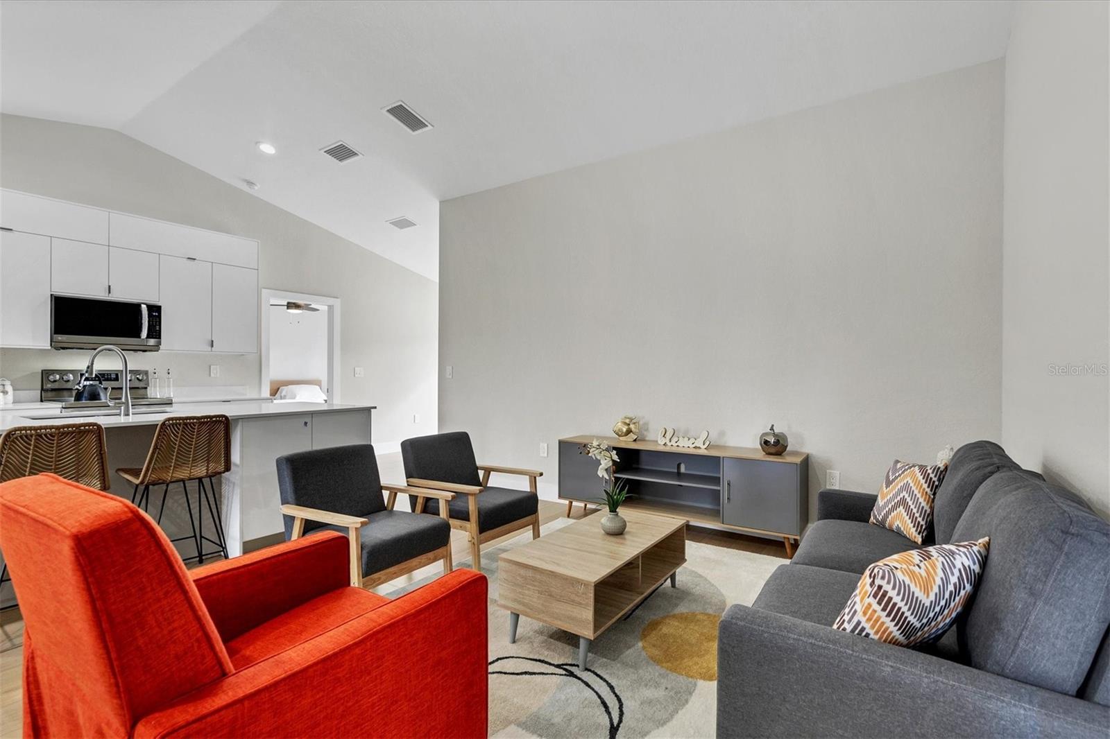 Image 6 of 24 For 2703 Carmelia Street