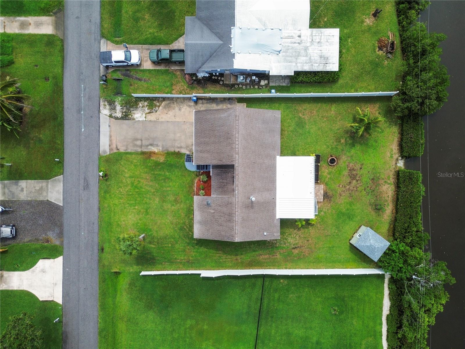 Image 11 of 87 For 354 Willow Lane