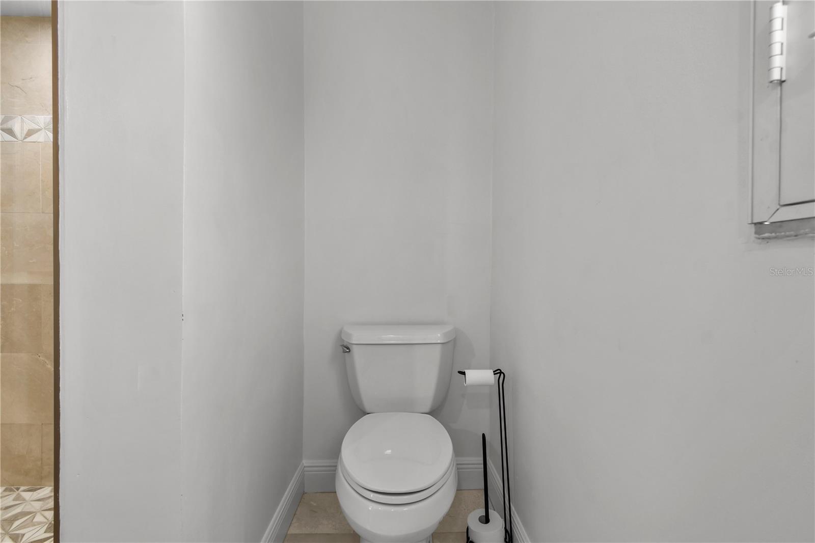 Image 48 of 87 For 354 Willow Lane