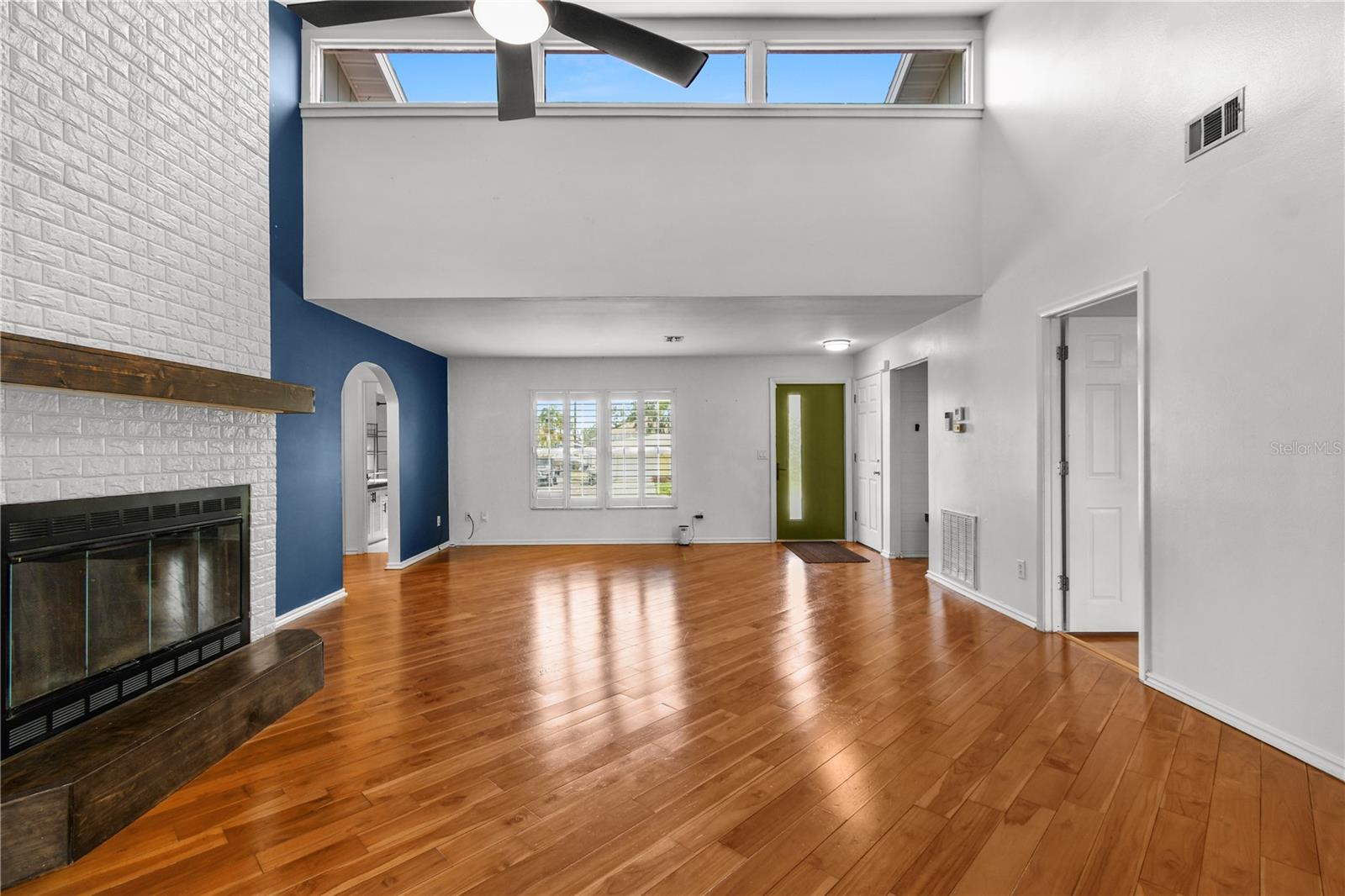 Image 76 of 87 For 354 Willow Lane