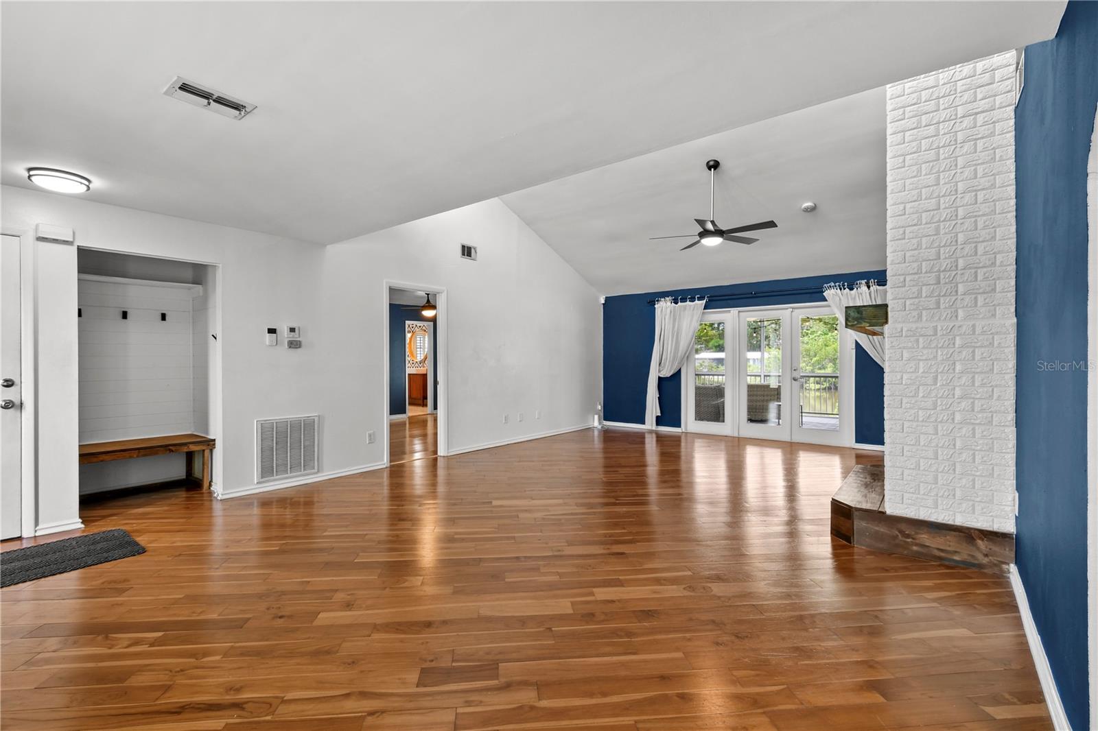 Image 81 of 87 For 354 Willow Lane