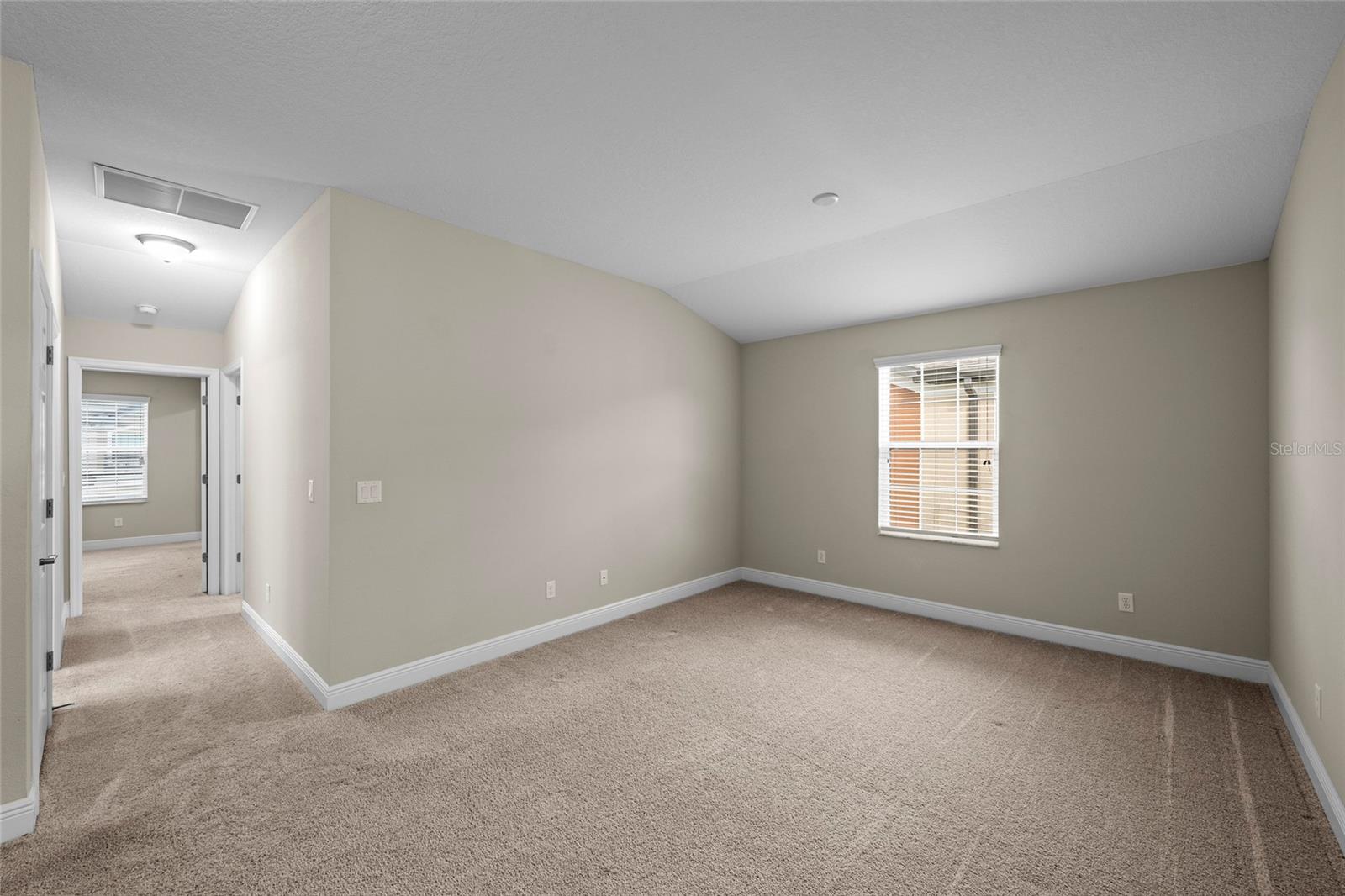 Image 17 of 37 For 5174 78th St Circle E