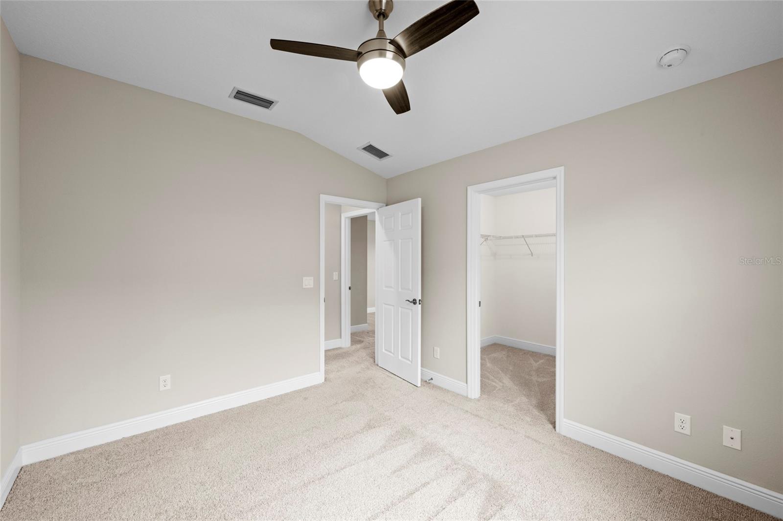 Image 21 of 37 For 5174 78th St Circle E