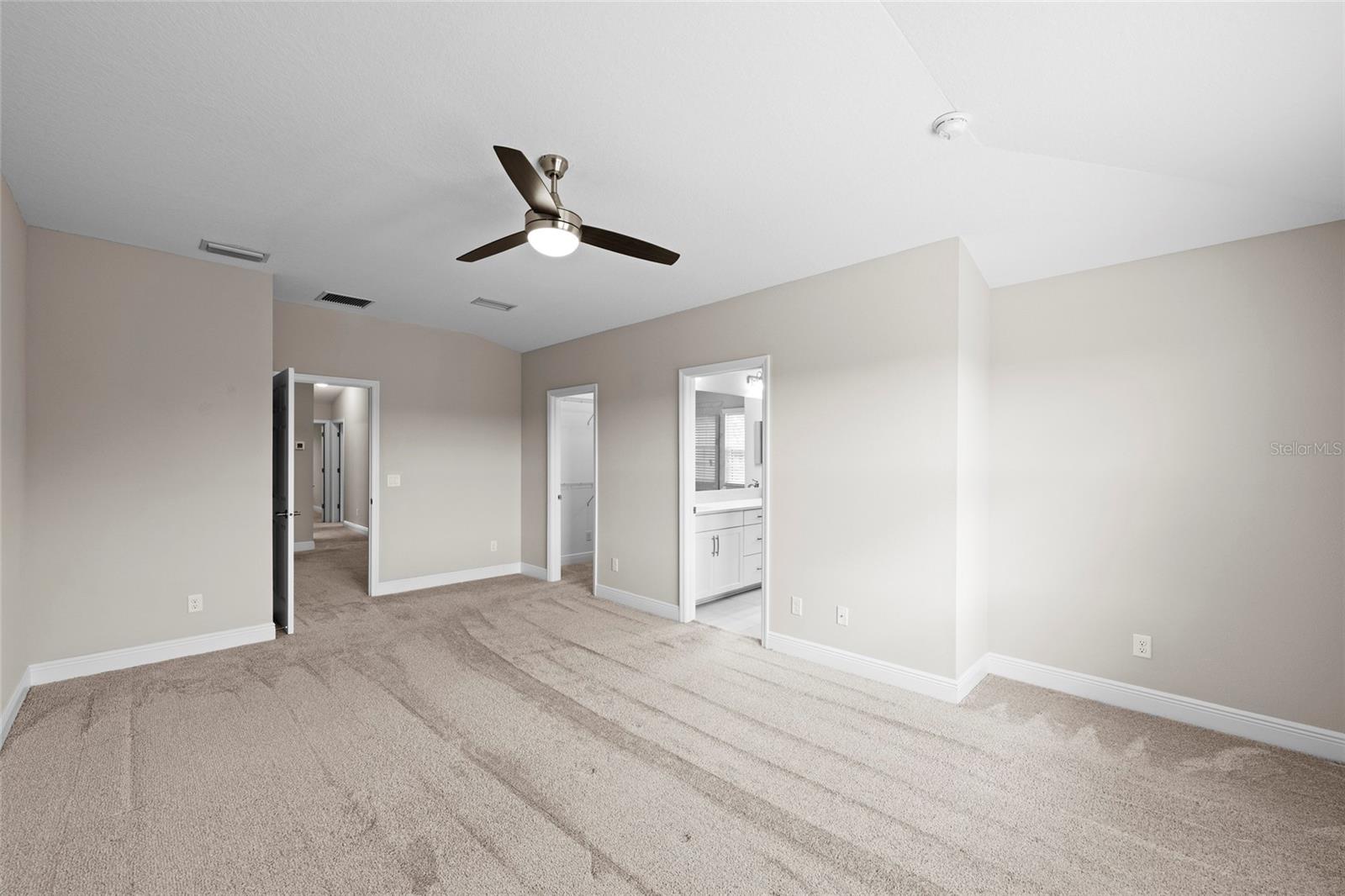 Image 26 of 37 For 5174 78th St Circle E