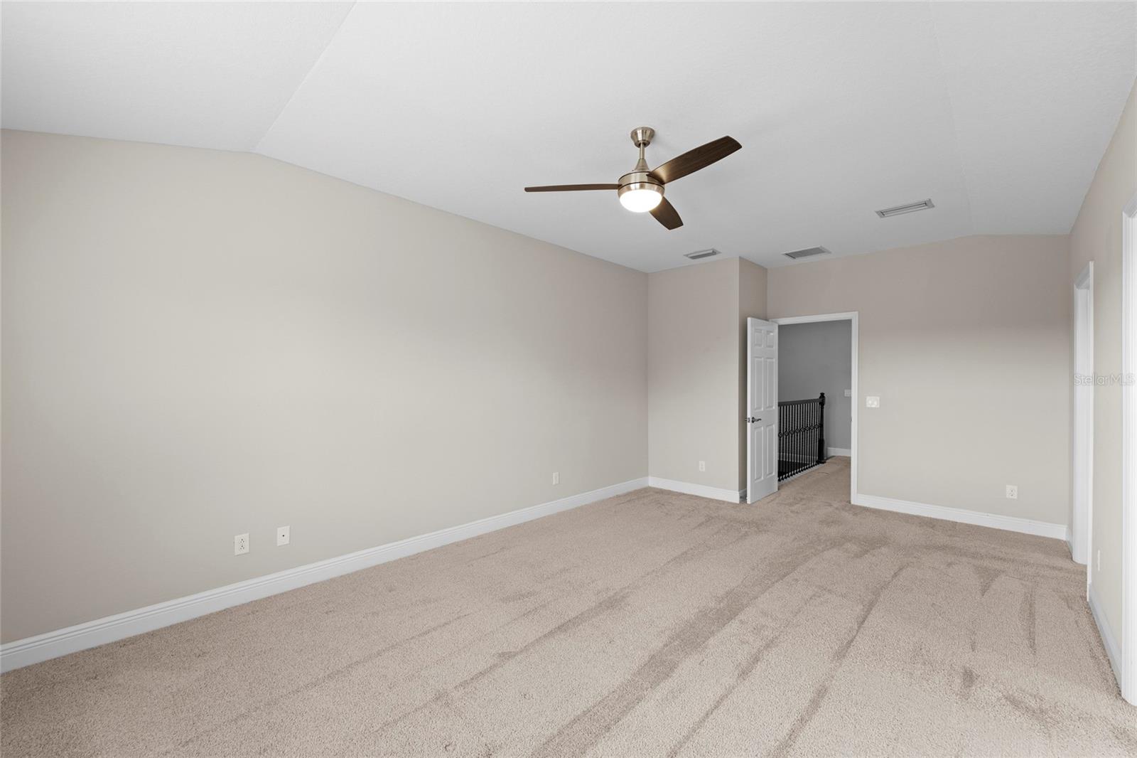 Image 27 of 37 For 5174 78th St Circle E