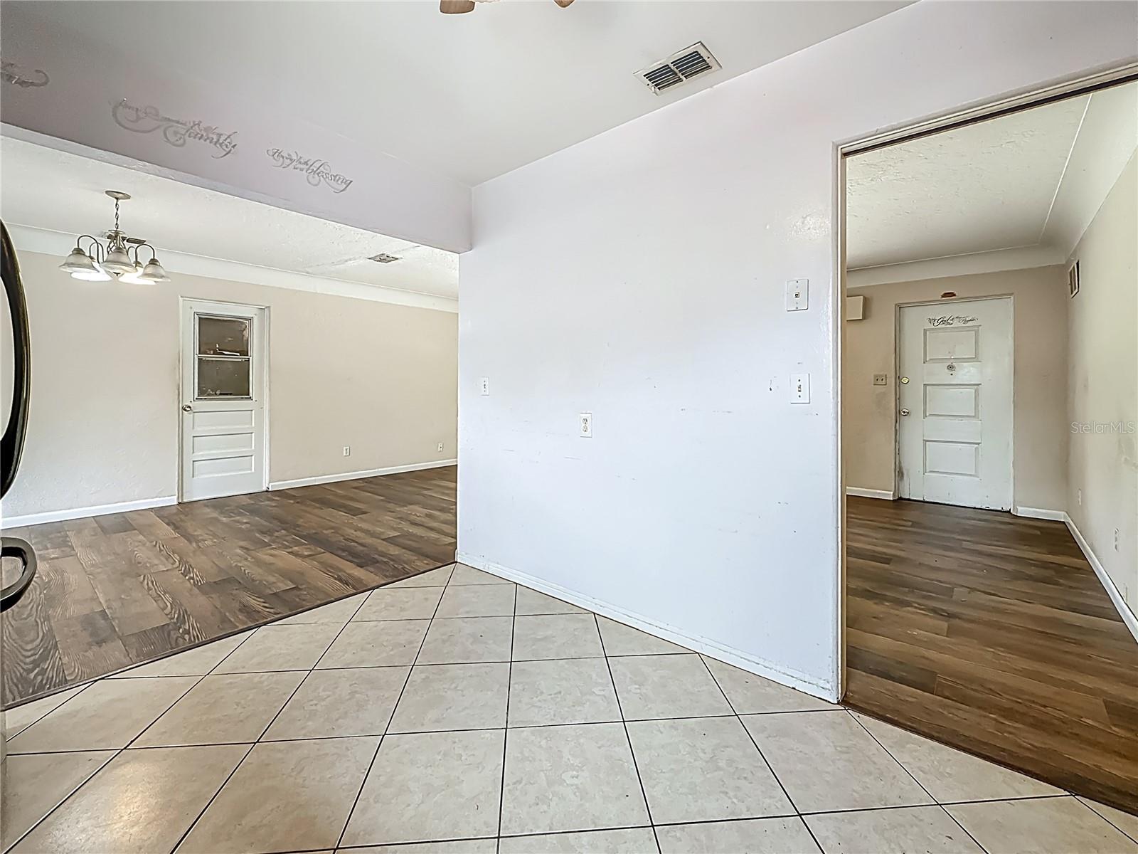 Image 16 of 71 For 1700 63rd Street N