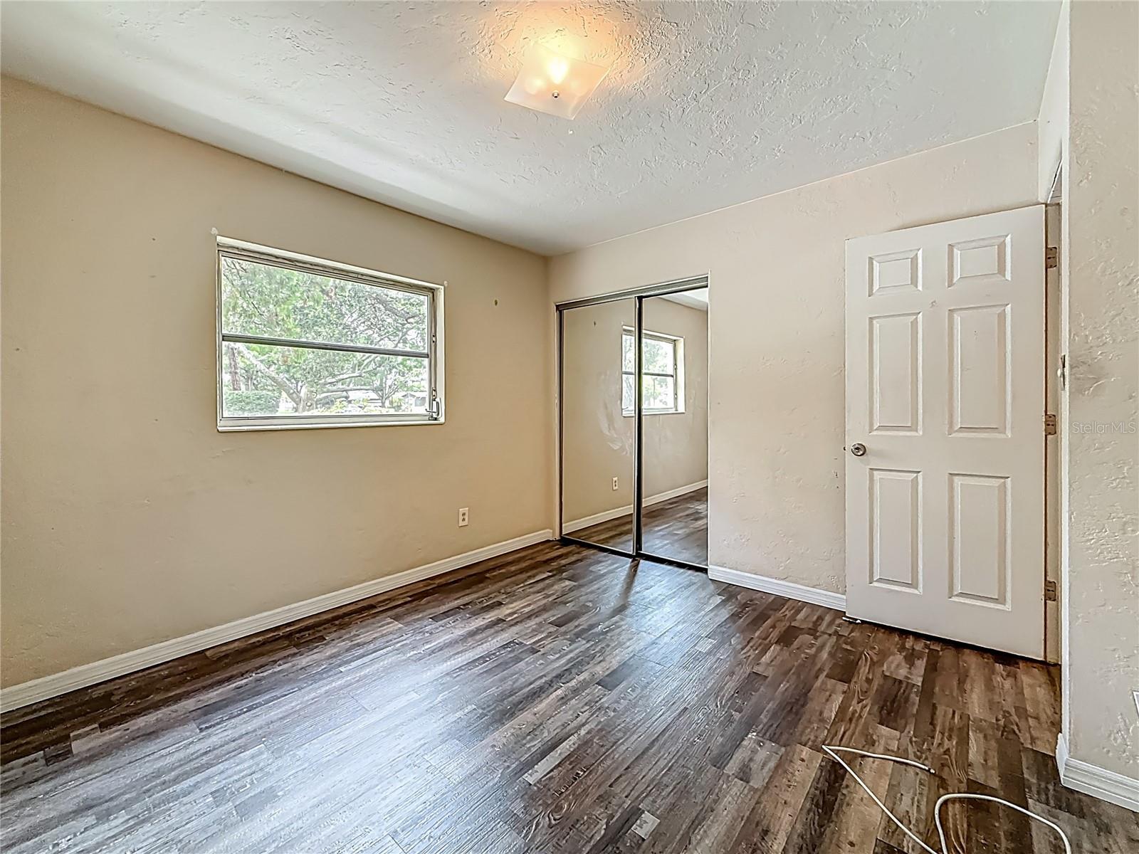 Image 22 of 71 For 1700 63rd Street N