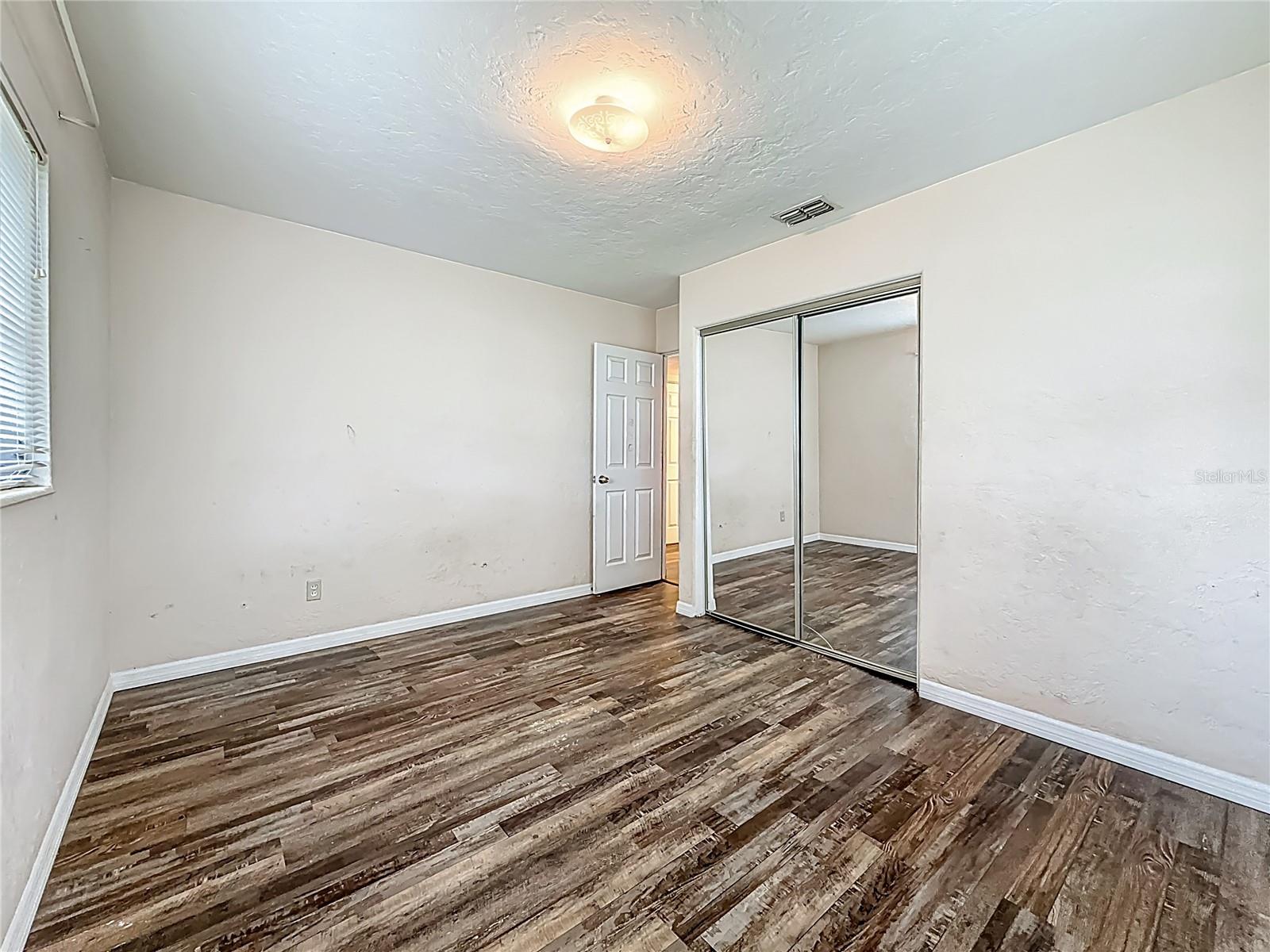 Image 27 of 71 For 1700 63rd Street N
