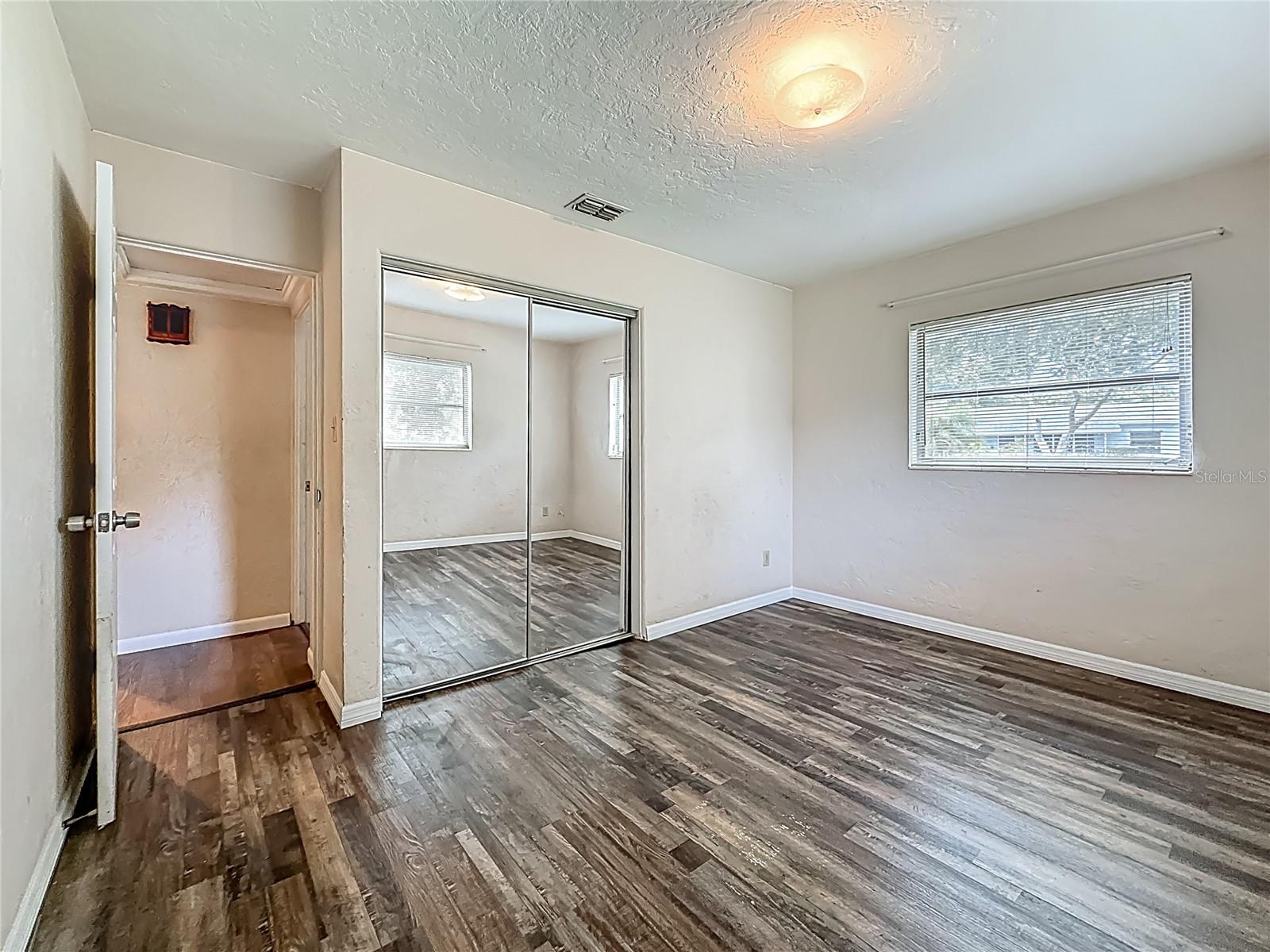 Image 28 of 71 For 1700 63rd Street N