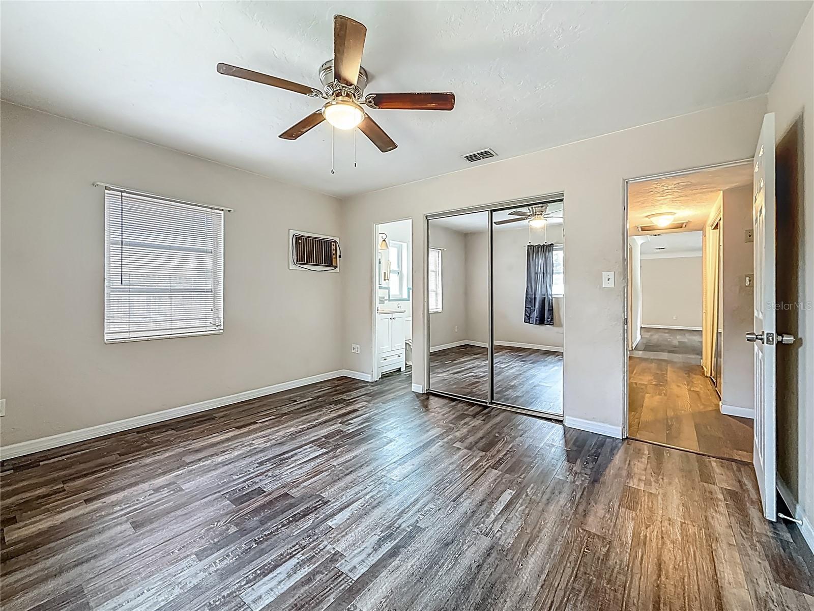 Image 31 of 71 For 1700 63rd Street N