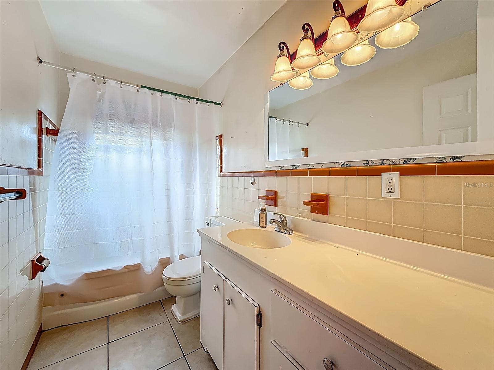 Image 34 of 71 For 1700 63rd Street N
