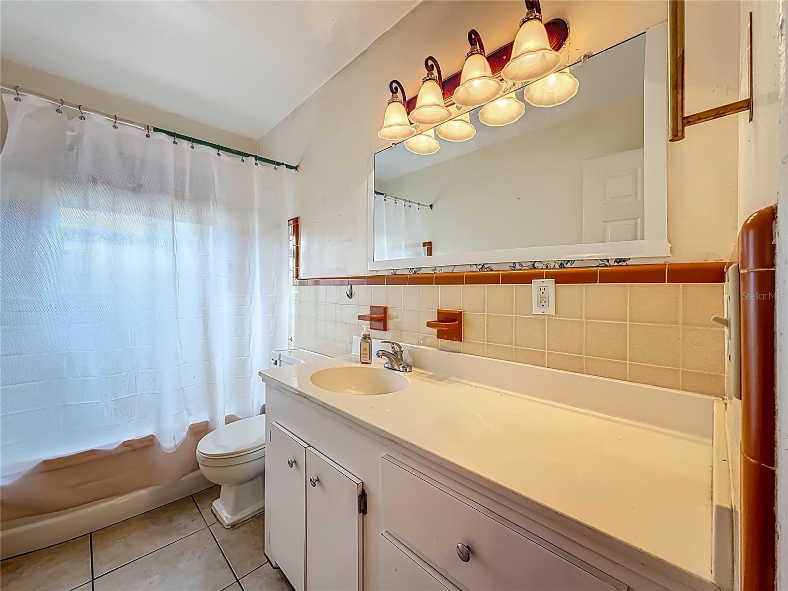 Image 35 of 71 For 1700 63rd Street N