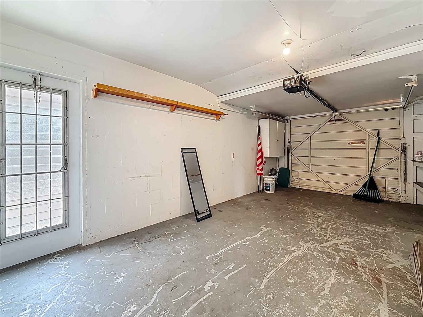 Image 37 of 71 For 1700 63rd Street N