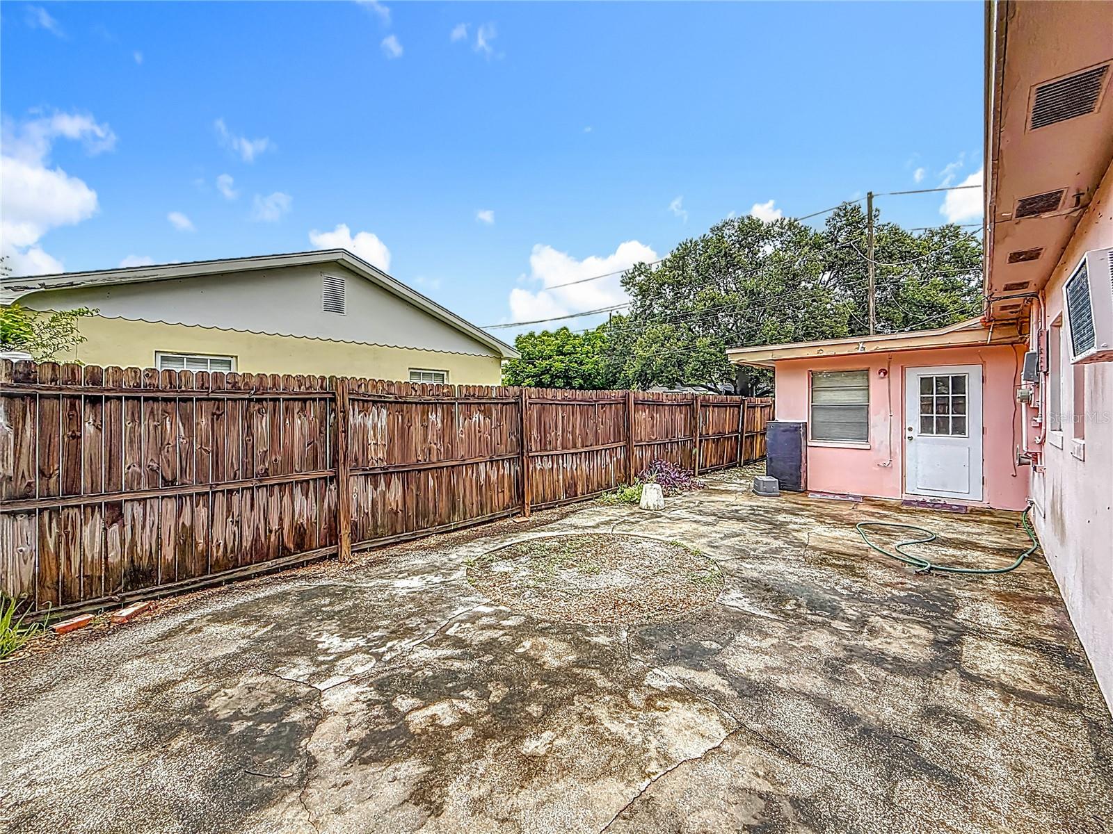 Image 43 of 71 For 1700 63rd Street N