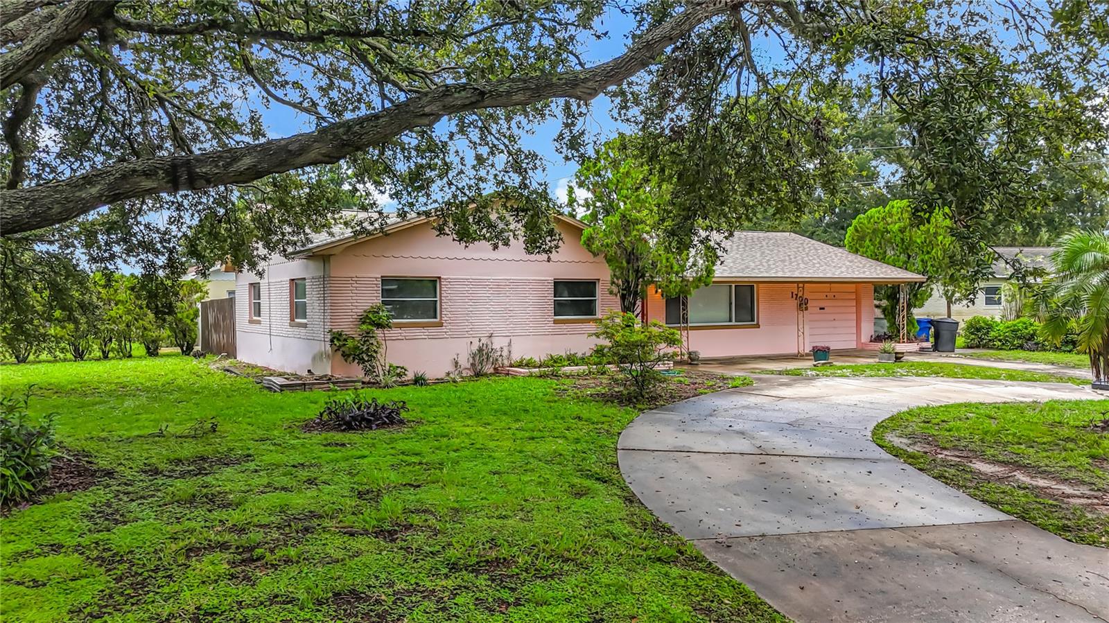 Image 51 of 71 For 1700 63rd Street N