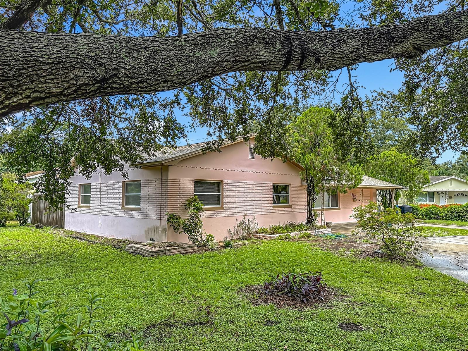 Image 52 of 71 For 1700 63rd Street N