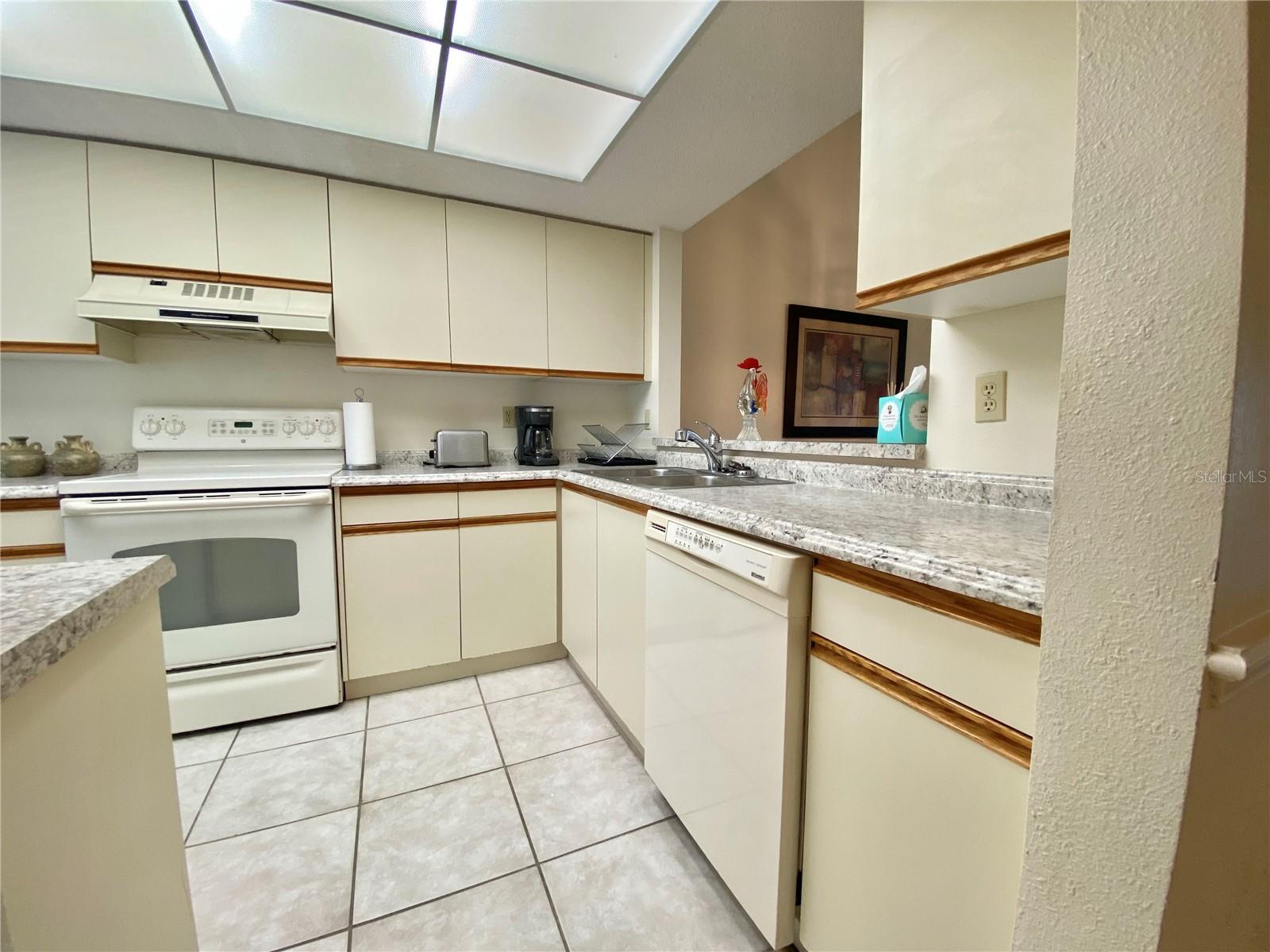 Image 3 of 23 For 6211 Timber Lake Drive B6