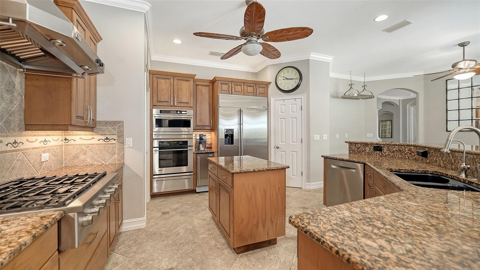 Image 24 of 100 For 242 Pesaro Drive