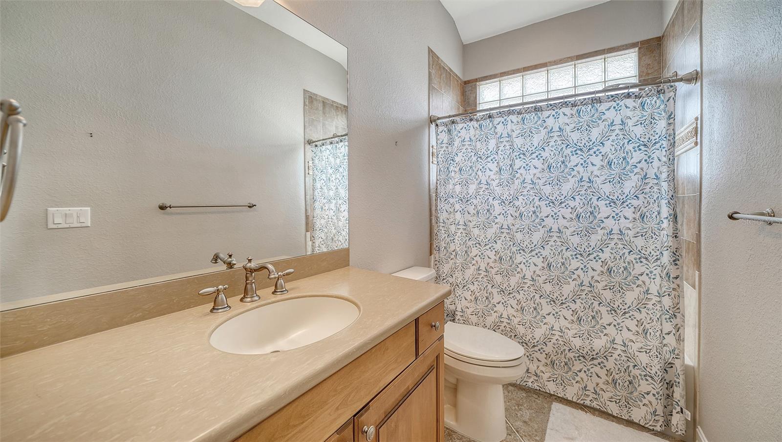 Image 40 of 100 For 242 Pesaro Drive