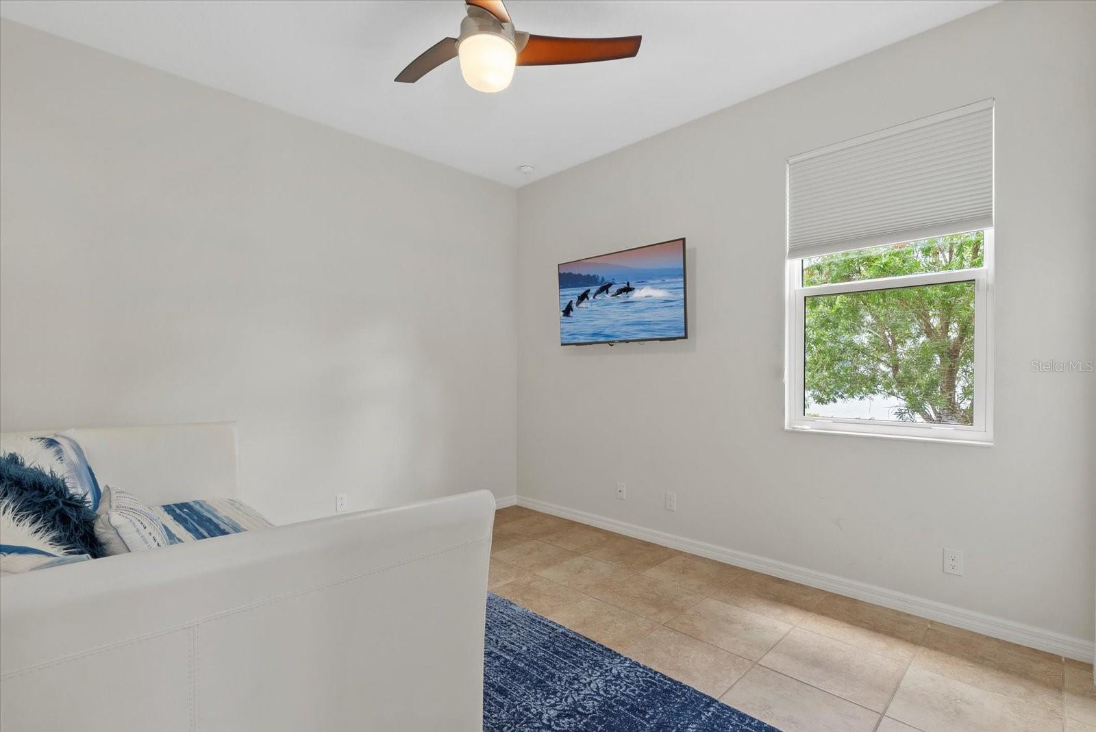 Image 24 of 48 For 12215 Goldenrod Avenue