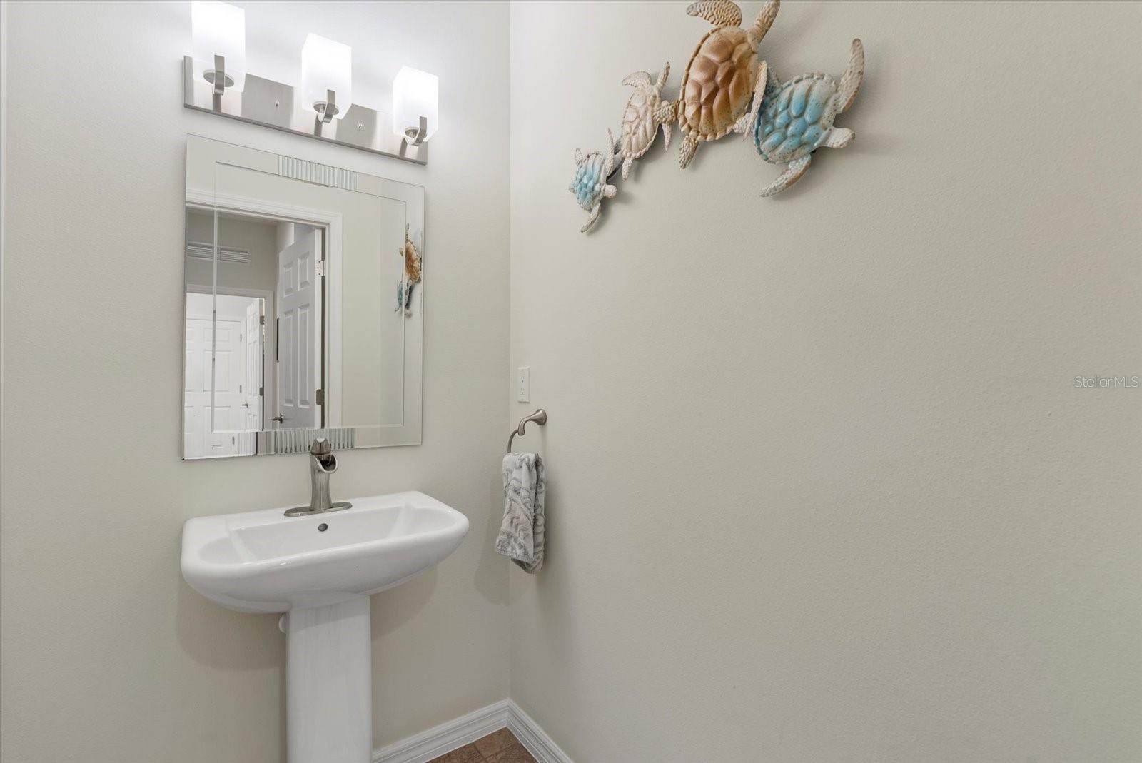 Image 29 of 48 For 12215 Goldenrod Avenue