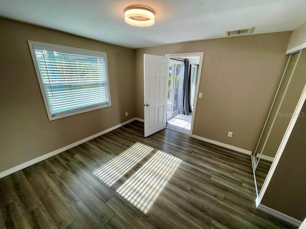 Image 18 of 30 For 1277 Seminole Street