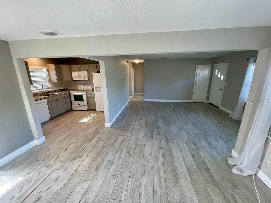 Image 22 of 30 For 1277 Seminole Street