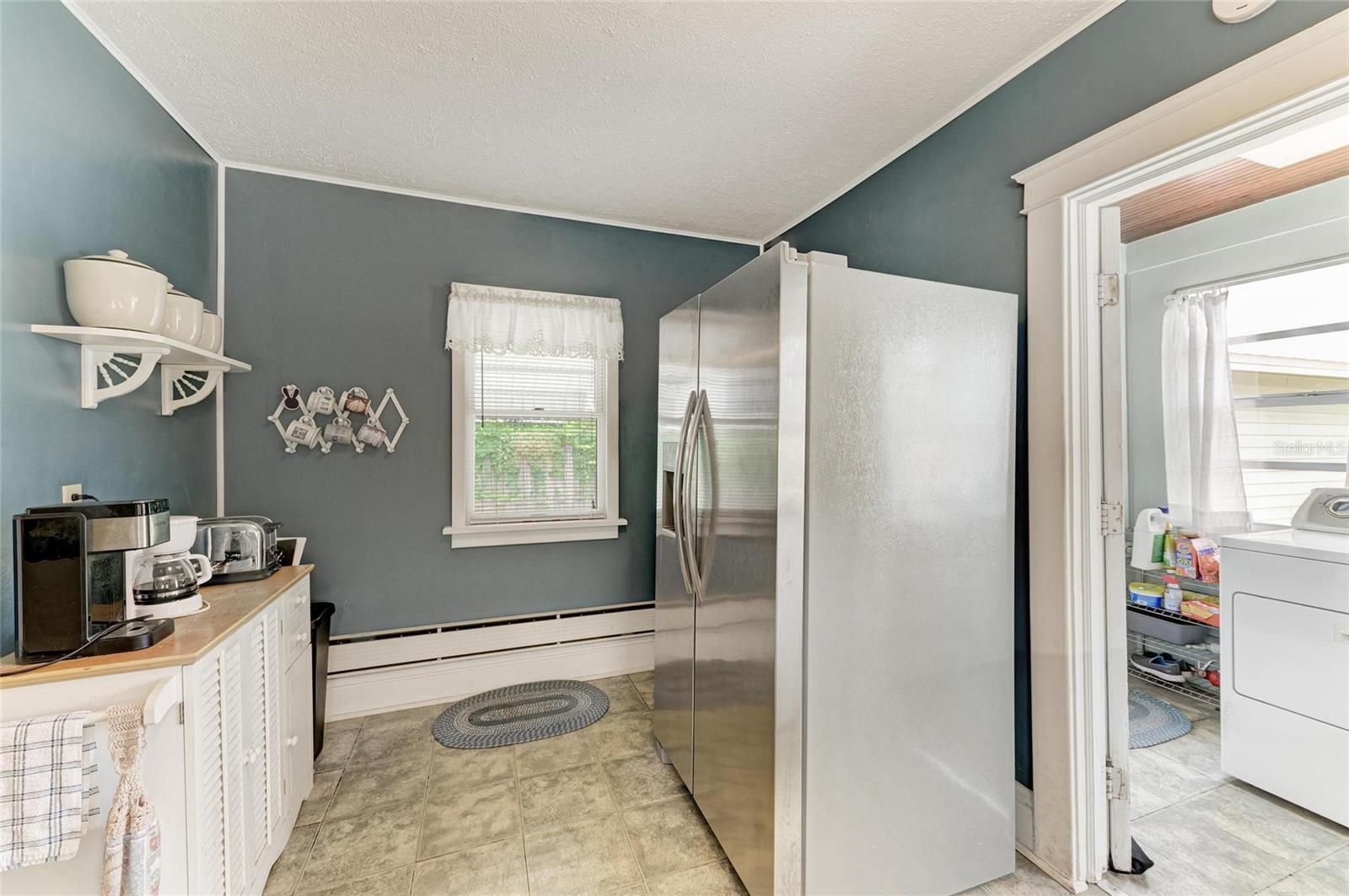 Image 24 of 42 For 2124 6th Avenue W
