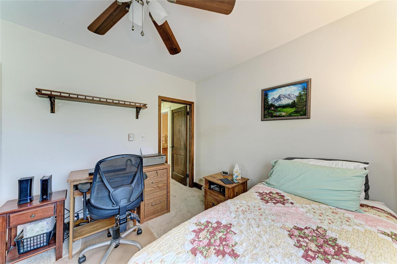 Image 27 of 42 For 2124 6th Avenue W