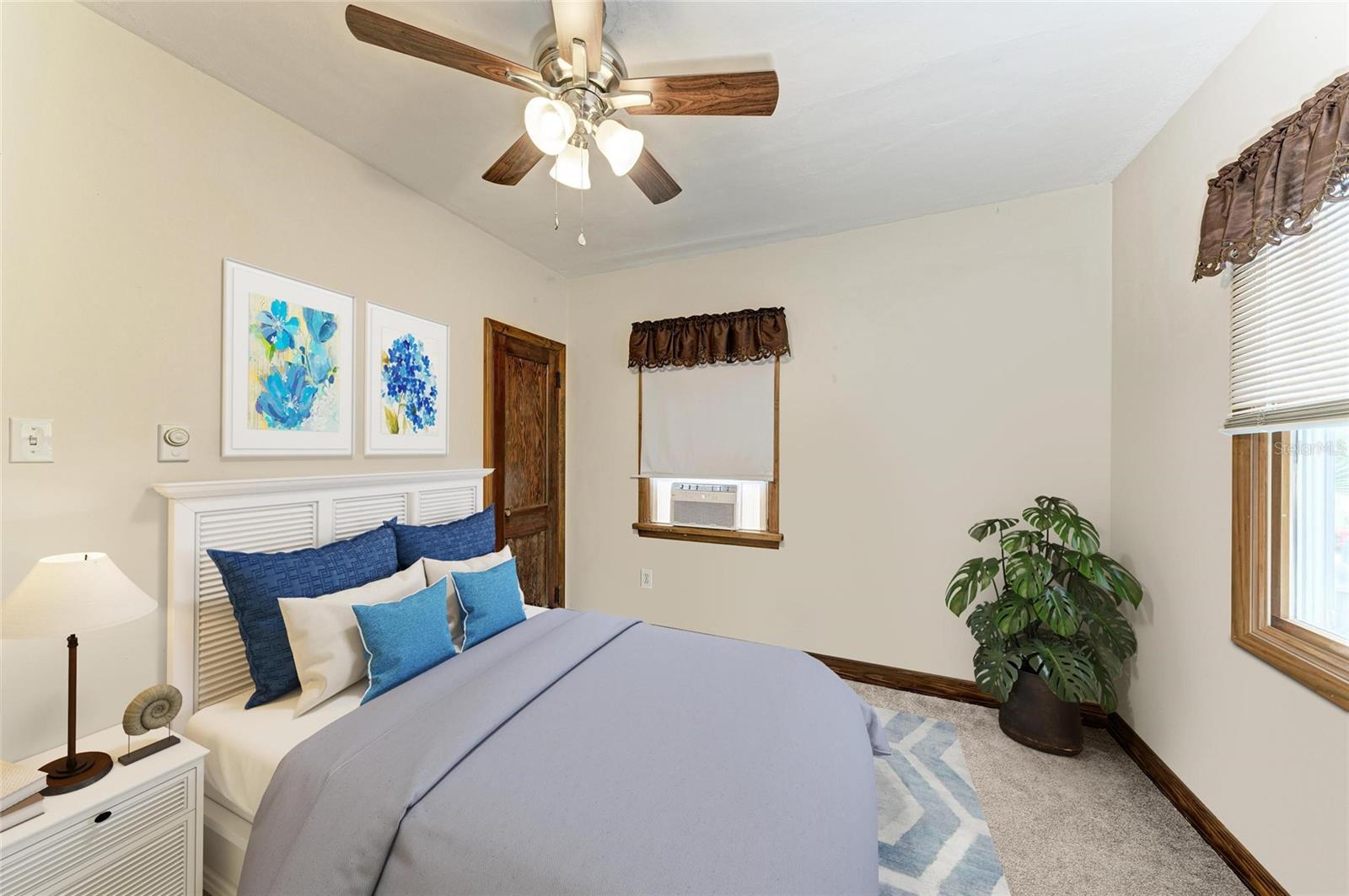 Image 30 of 42 For 2124 6th Avenue W