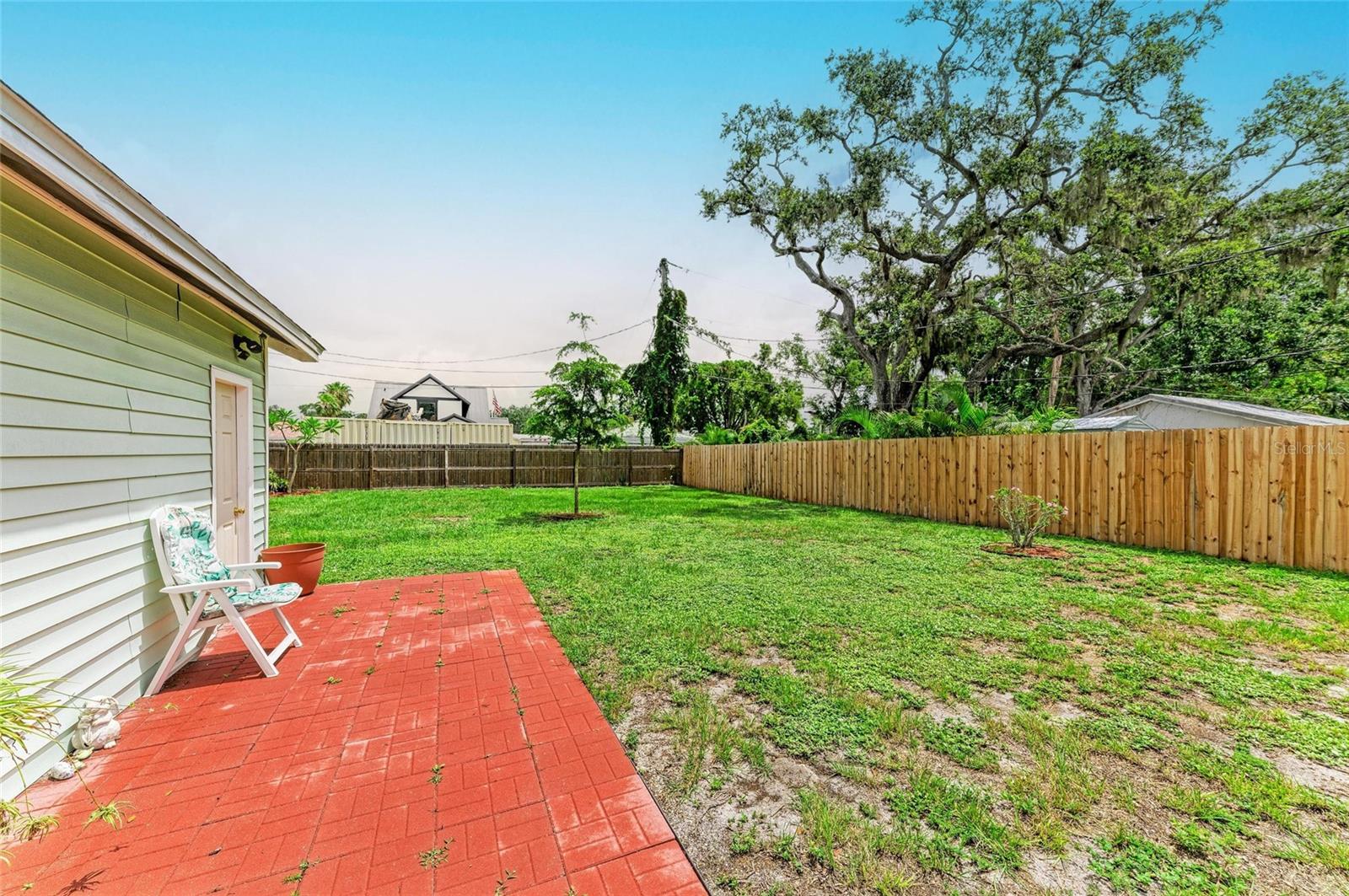 Image 33 of 42 For 2124 6th Avenue W