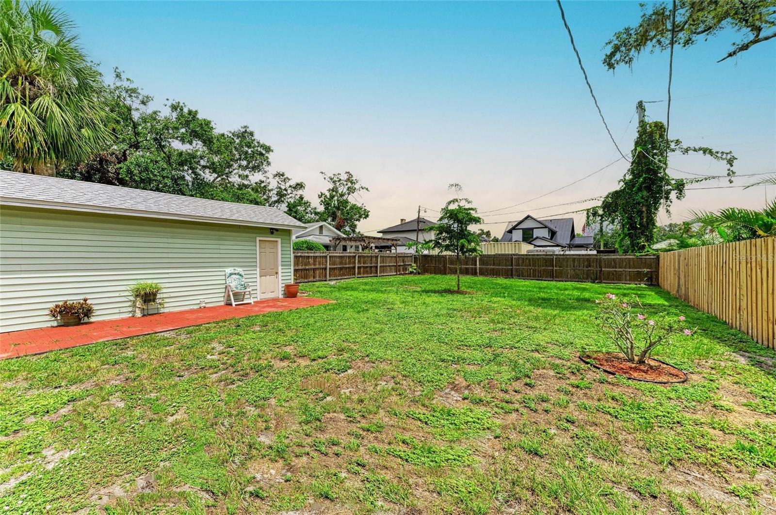 Image 34 of 42 For 2124 6th Avenue W