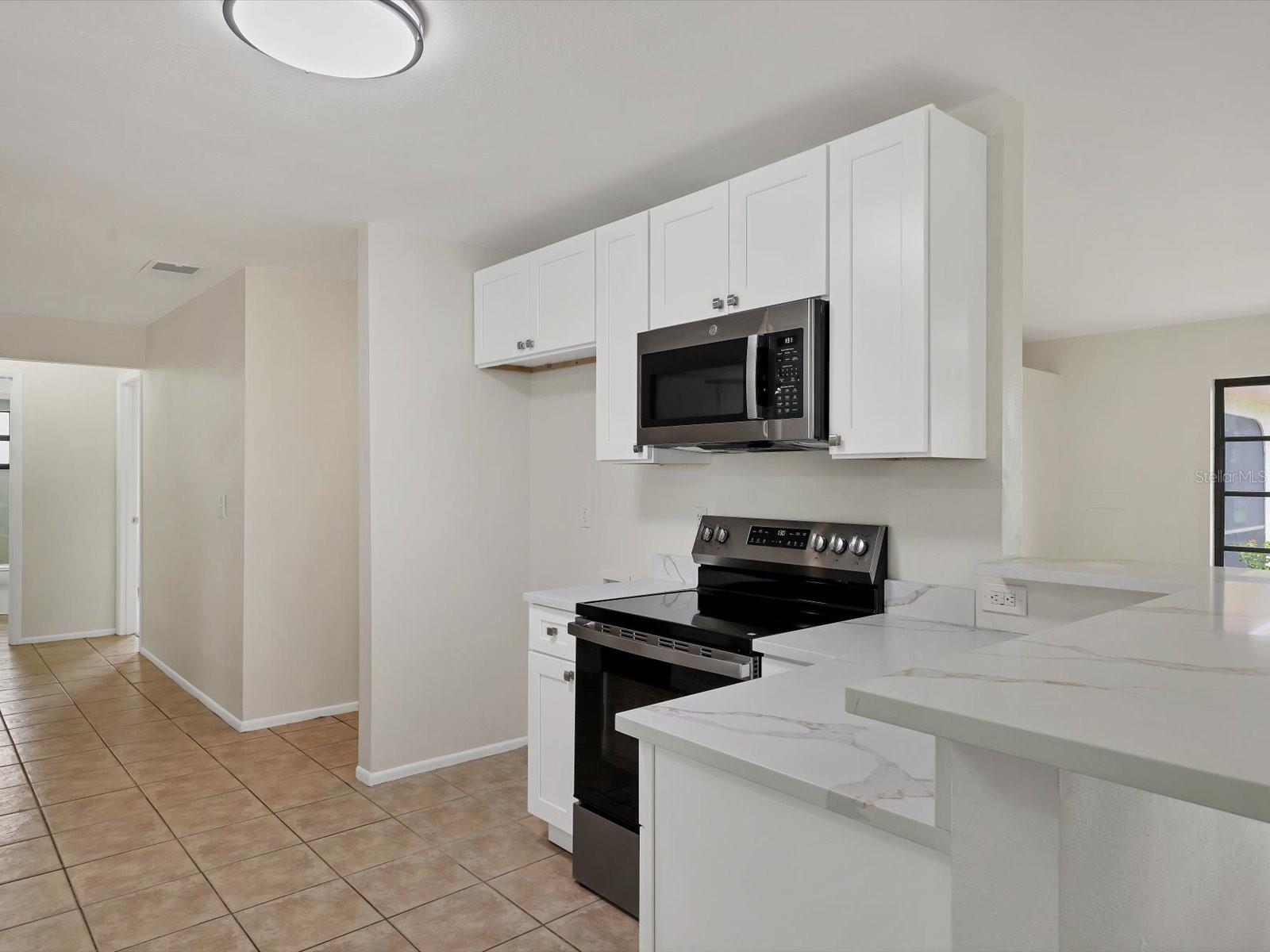 Image 13 of 41 For 2102 Country Meadows Place